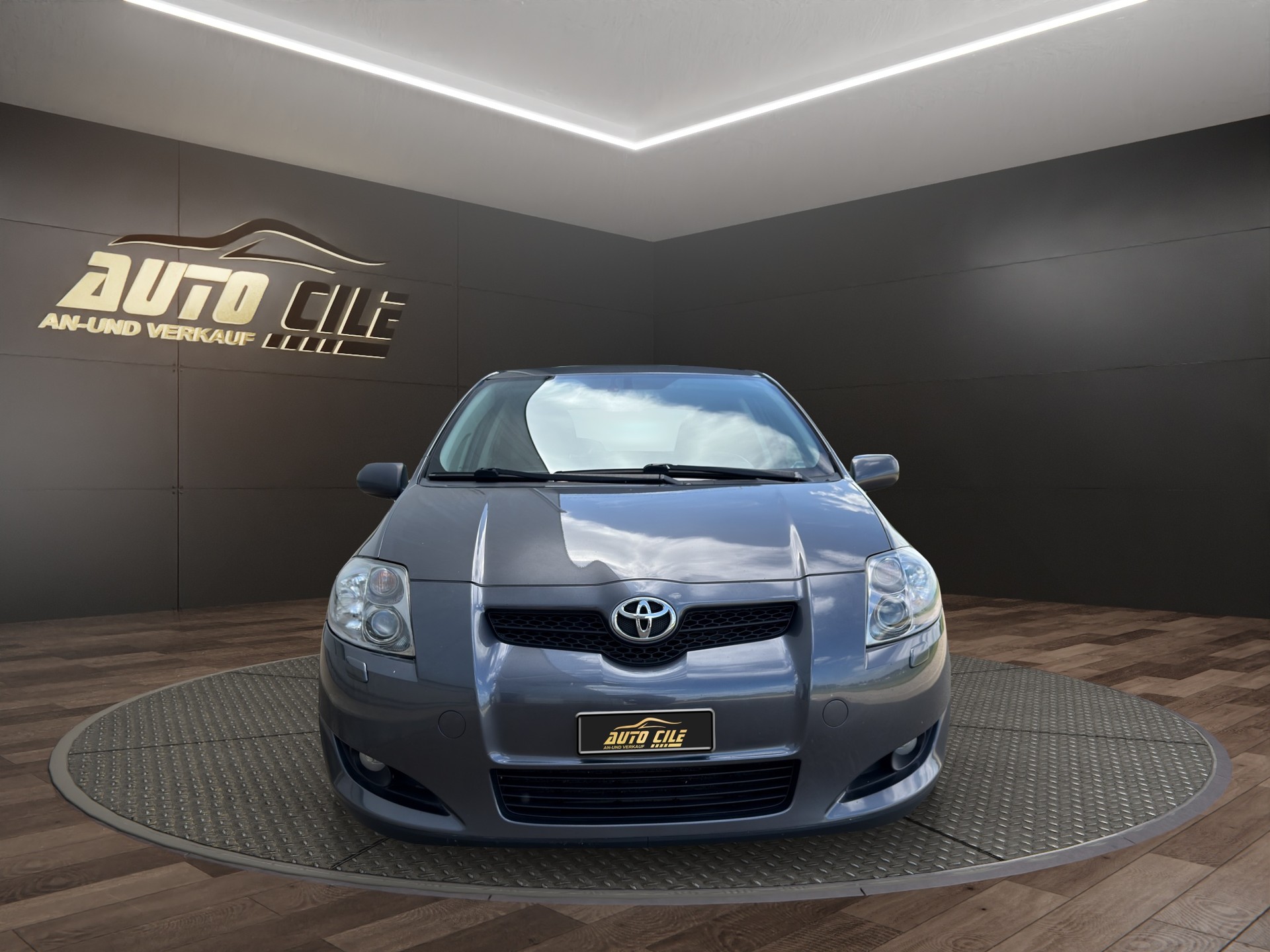 TOYOTA Auris 2.2 D-4D CleanPower Linea Sol Premium-image-1