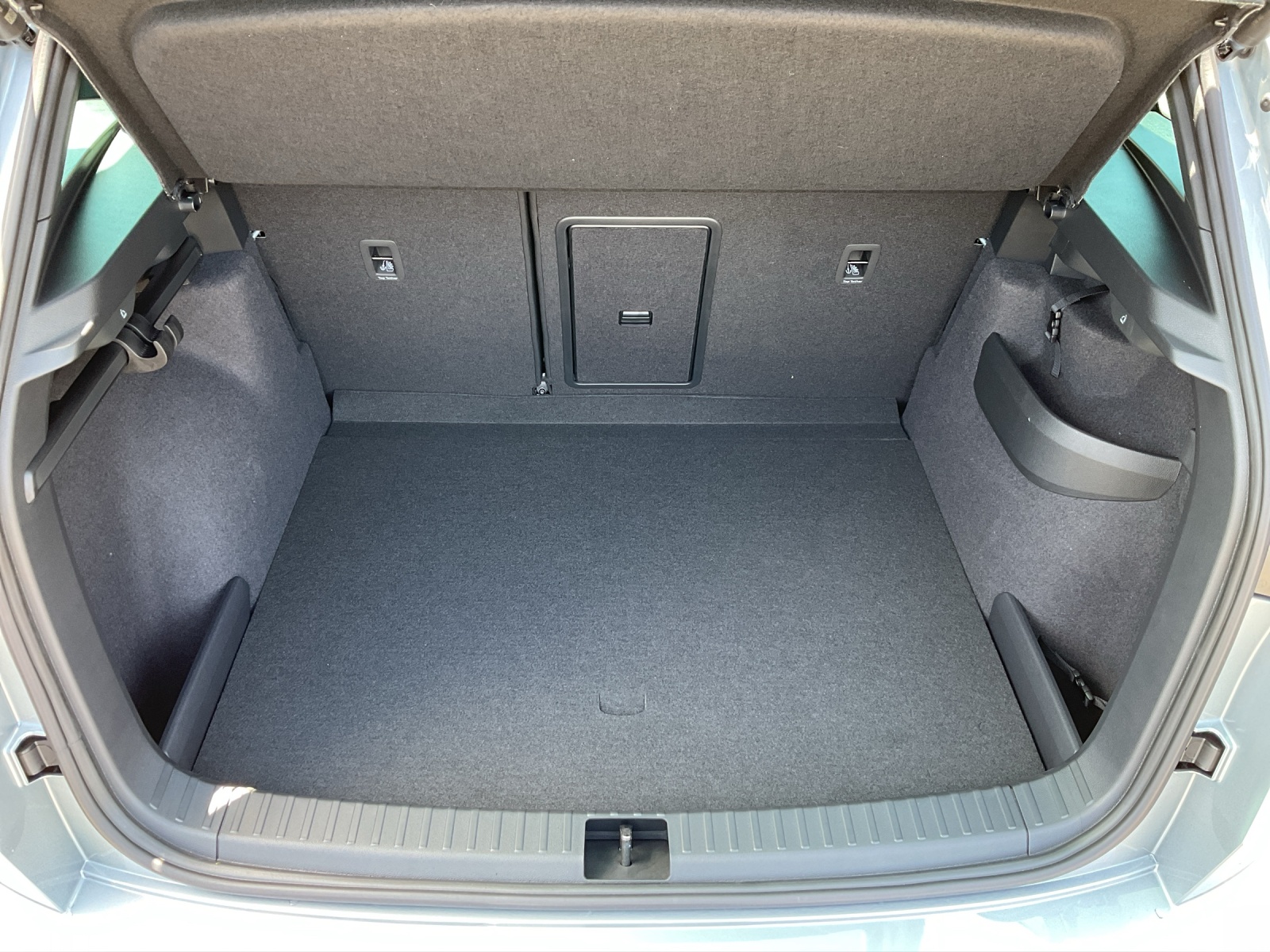 SKODA Karoq 2.0 TSI SportLine 4x4 DSG-image-11