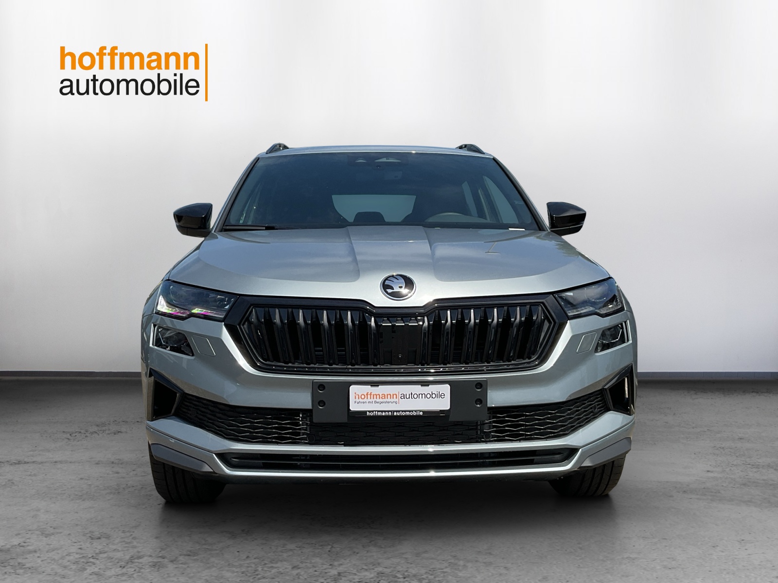 SKODA Karoq 2.0 TSI SportLine 4x4 DSG-image-1
