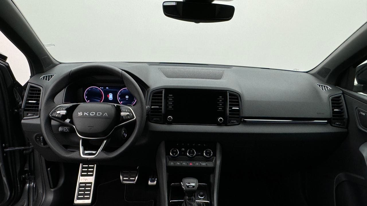 SKODA Karoq 2.0 TDI CR SportLine 4x4-image-5