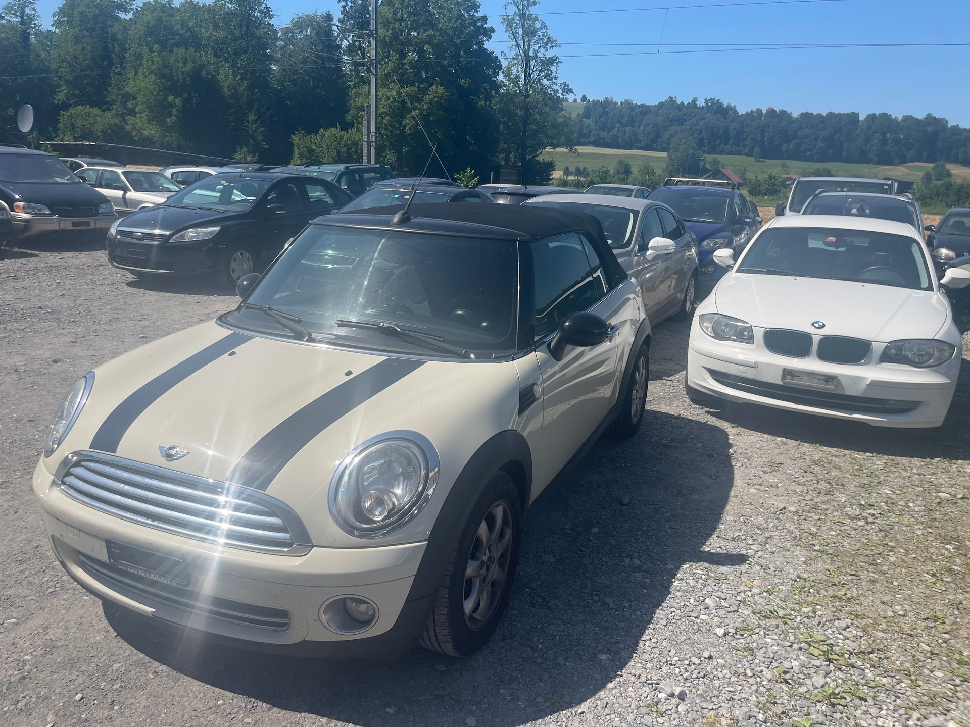 MINI One Cabriolet-image-9