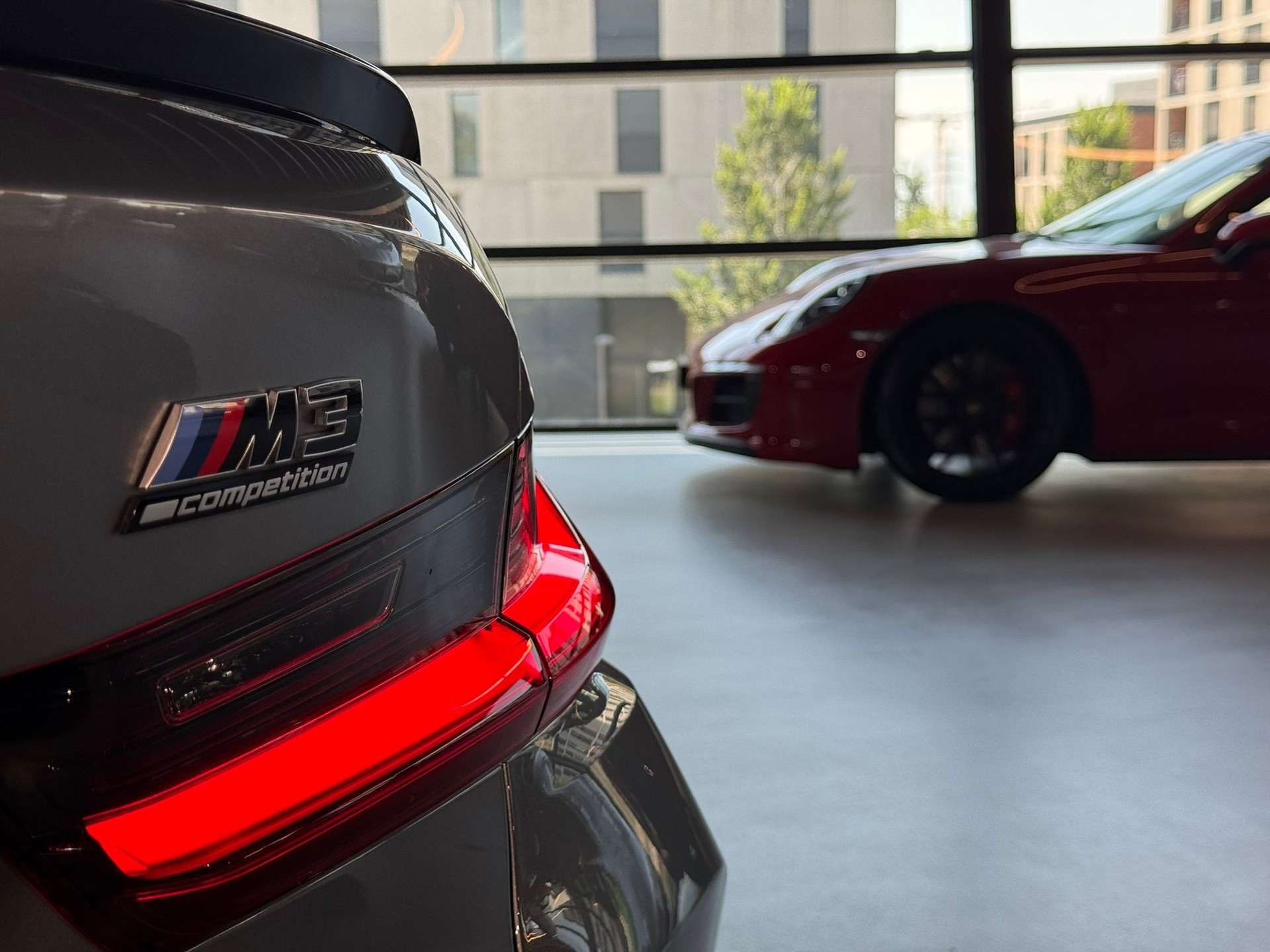 BMW M3 Competition M xDrive-image-4