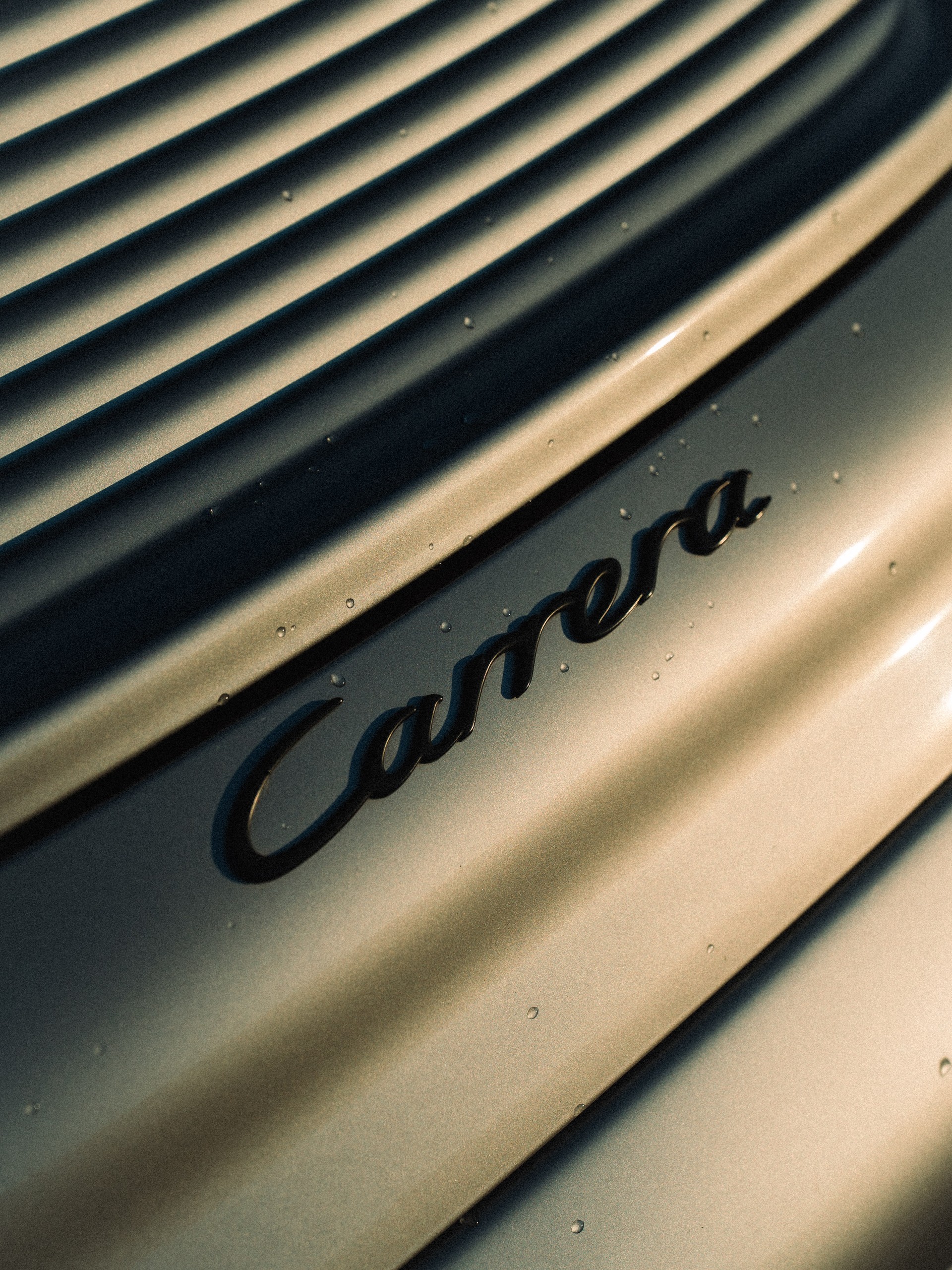 PORSCHE 3.4 Carrera-image-7