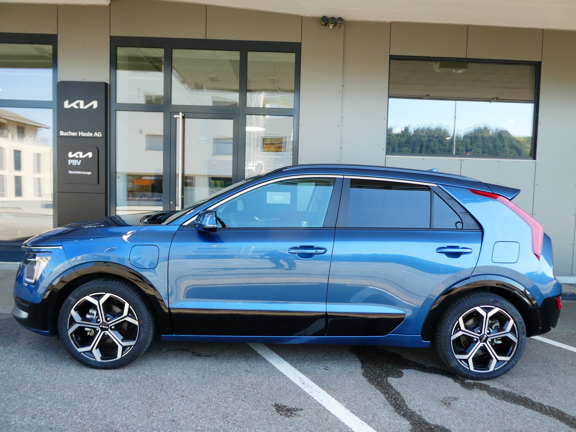 KIA Niro 1.6GDi Plug-in Hybrid Style DCT-image-0