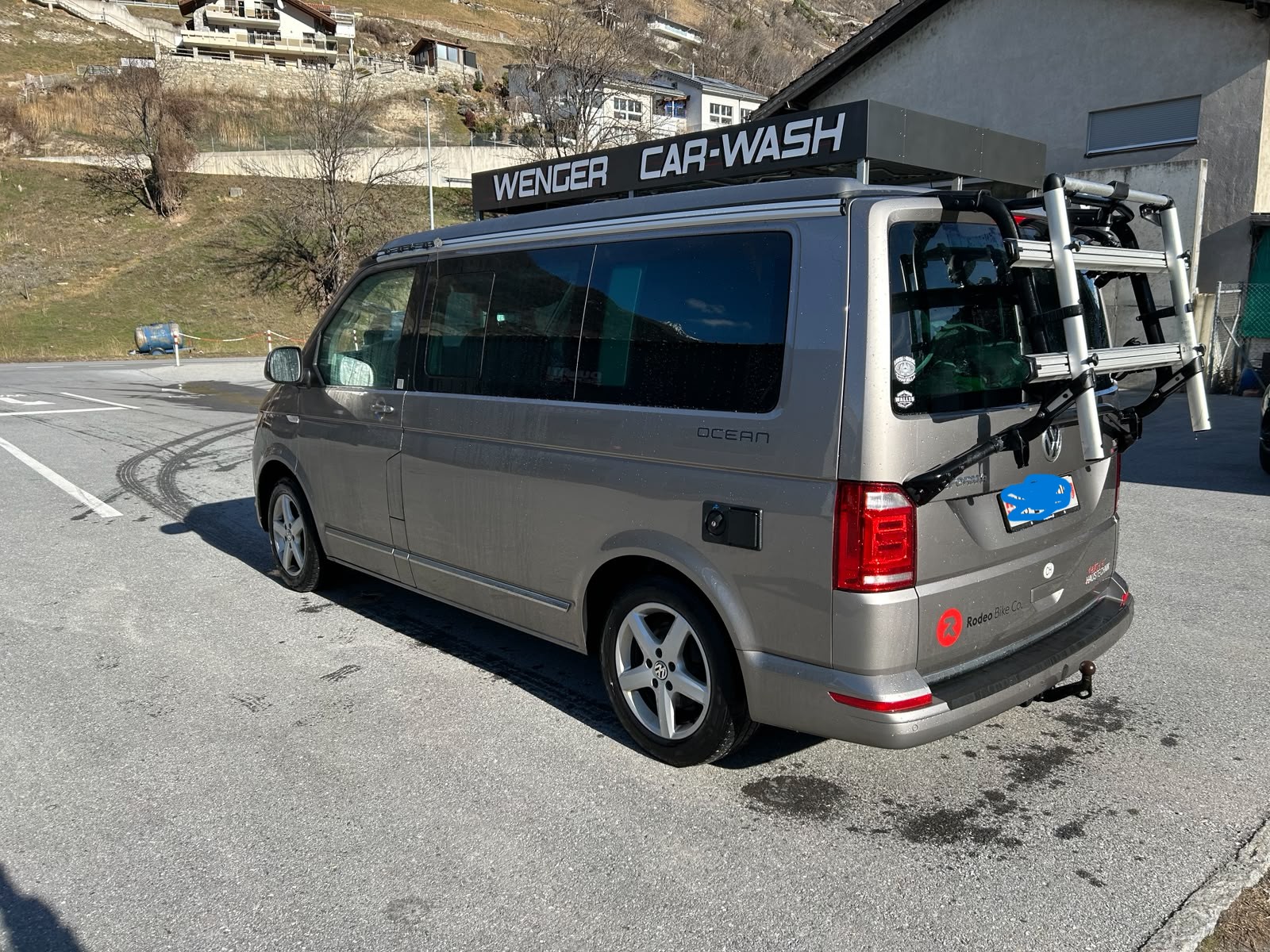 VW 2.0 TDI 204 Co. Liberty DSG 4m-image-3