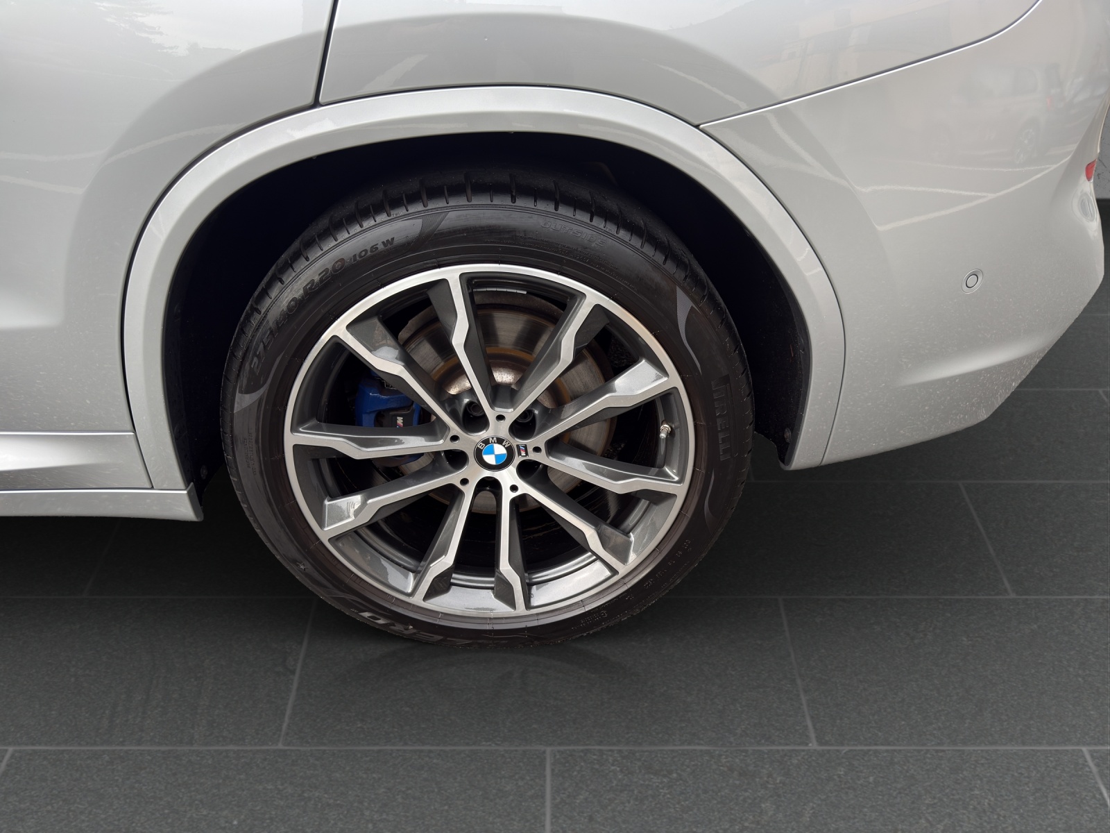 BMW X3 xDrive 20i Individual M Sport Steptronic-image-11