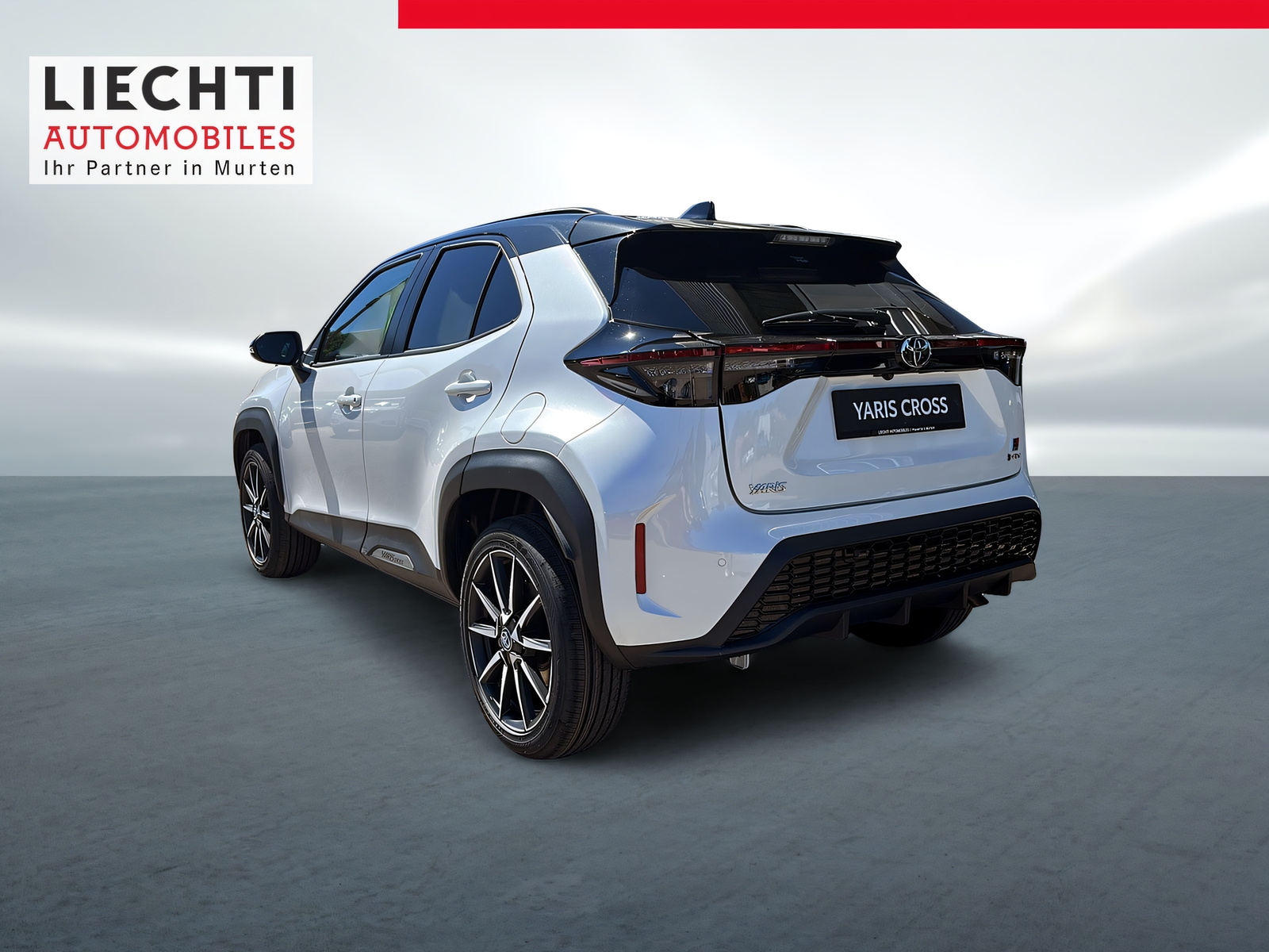 TOYOTA Yaris Cross 1.5 GR Sport e-CVT-image-9