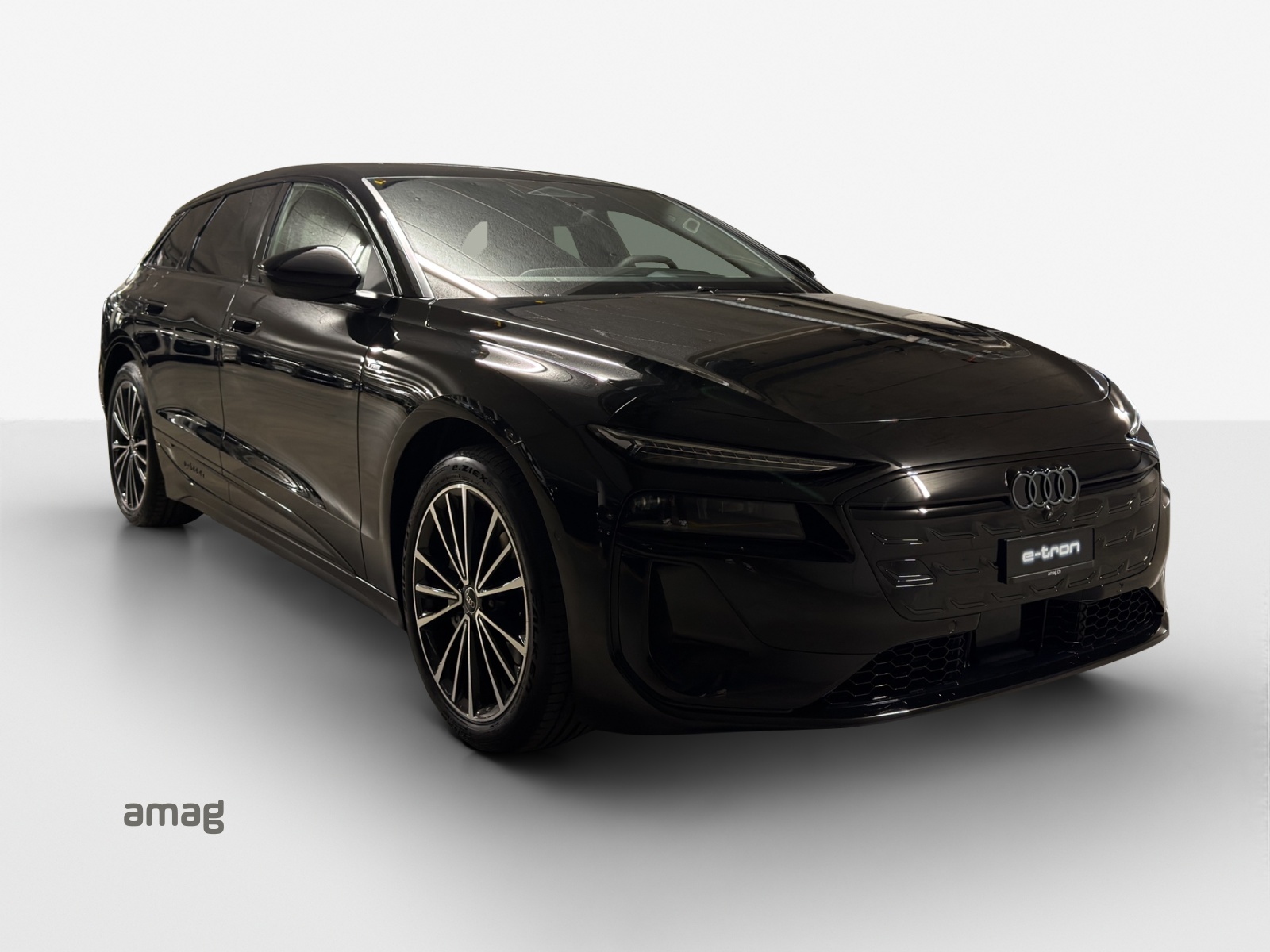 AUDI A6 Avant e-tron quattro-image-5