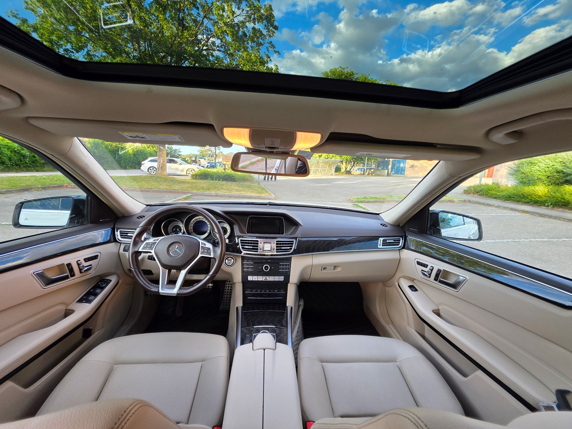 MERCEDES-BENZ E 350-image-7