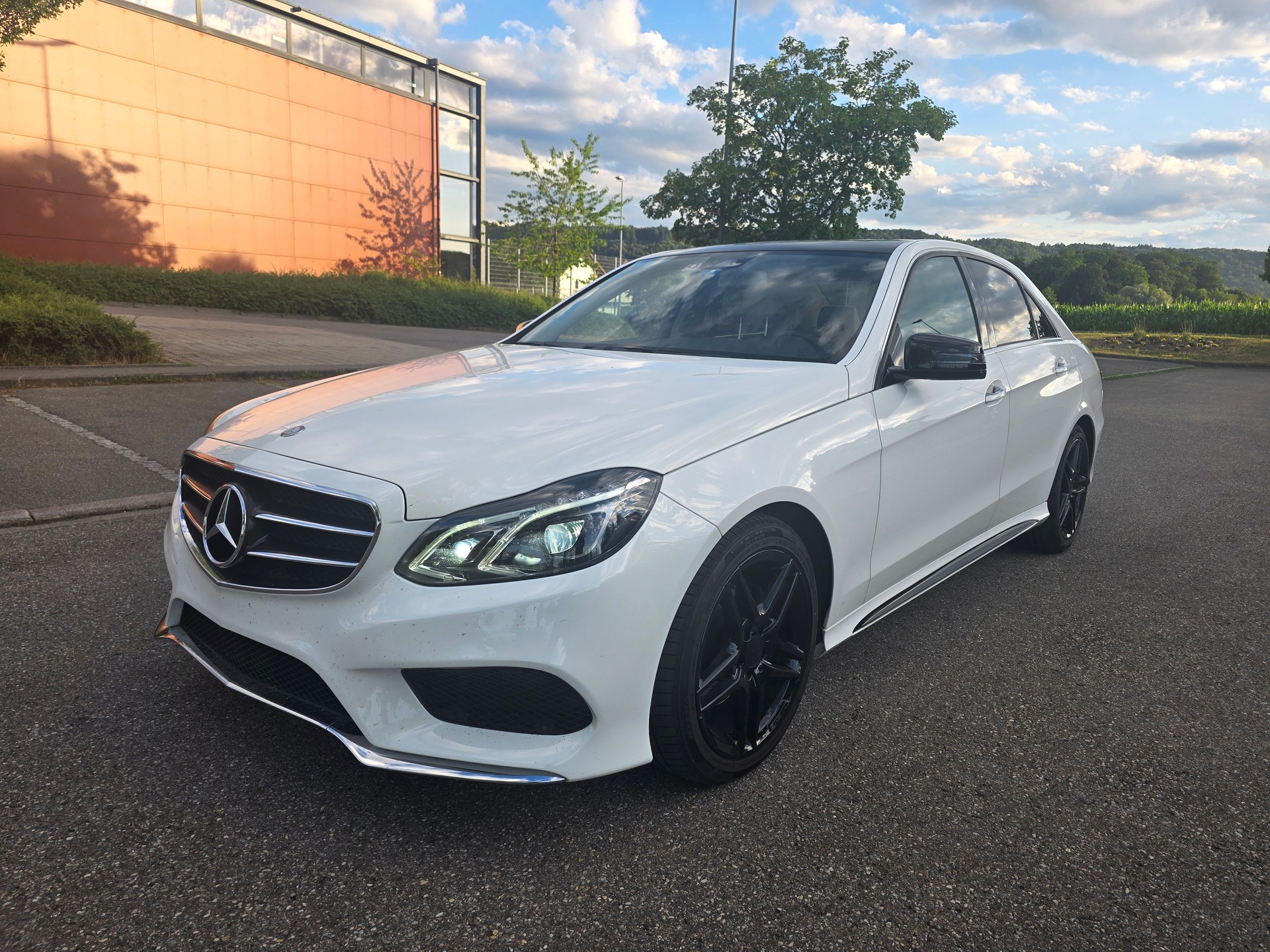 MERCEDES-BENZ E 350-image-0