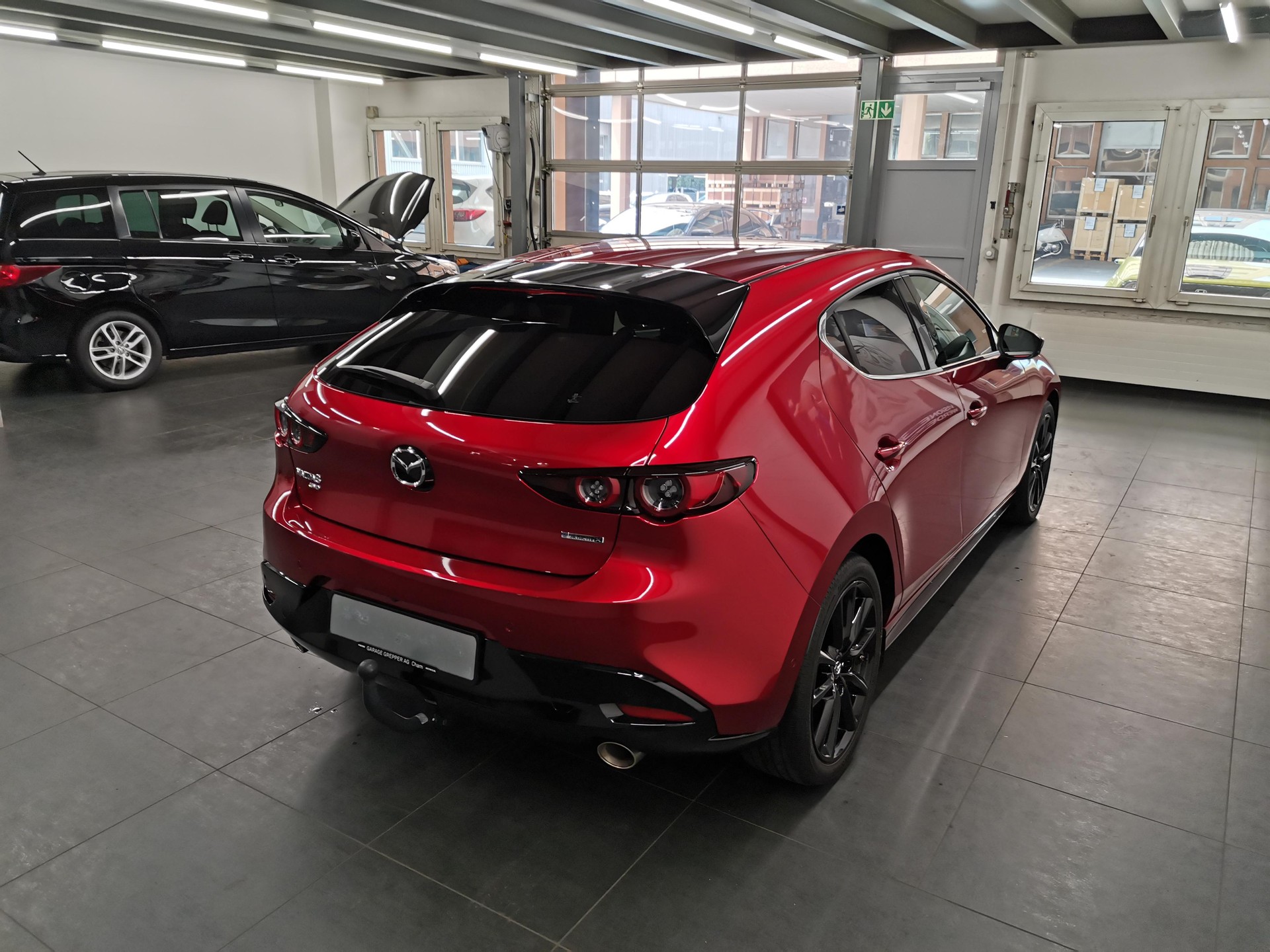 MAZDA 3 Hatchback 2.0 186 Revolution AWD-image-4