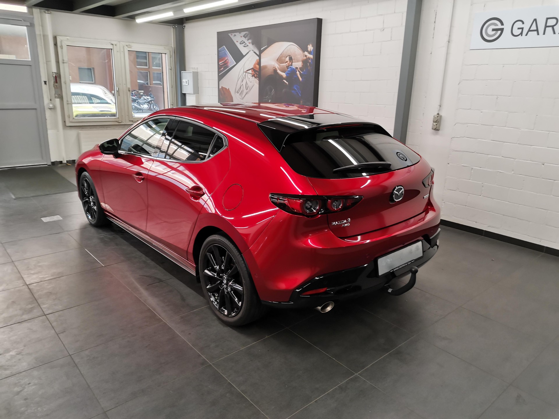 MAZDA 3 Hatchback 2.0 186 Revolution AWD-image-3