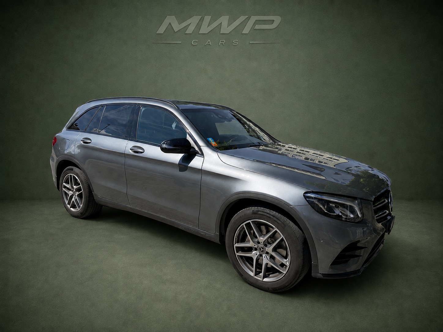 MERCEDES-BENZ GLC 250 AMG Line 4m-image-0