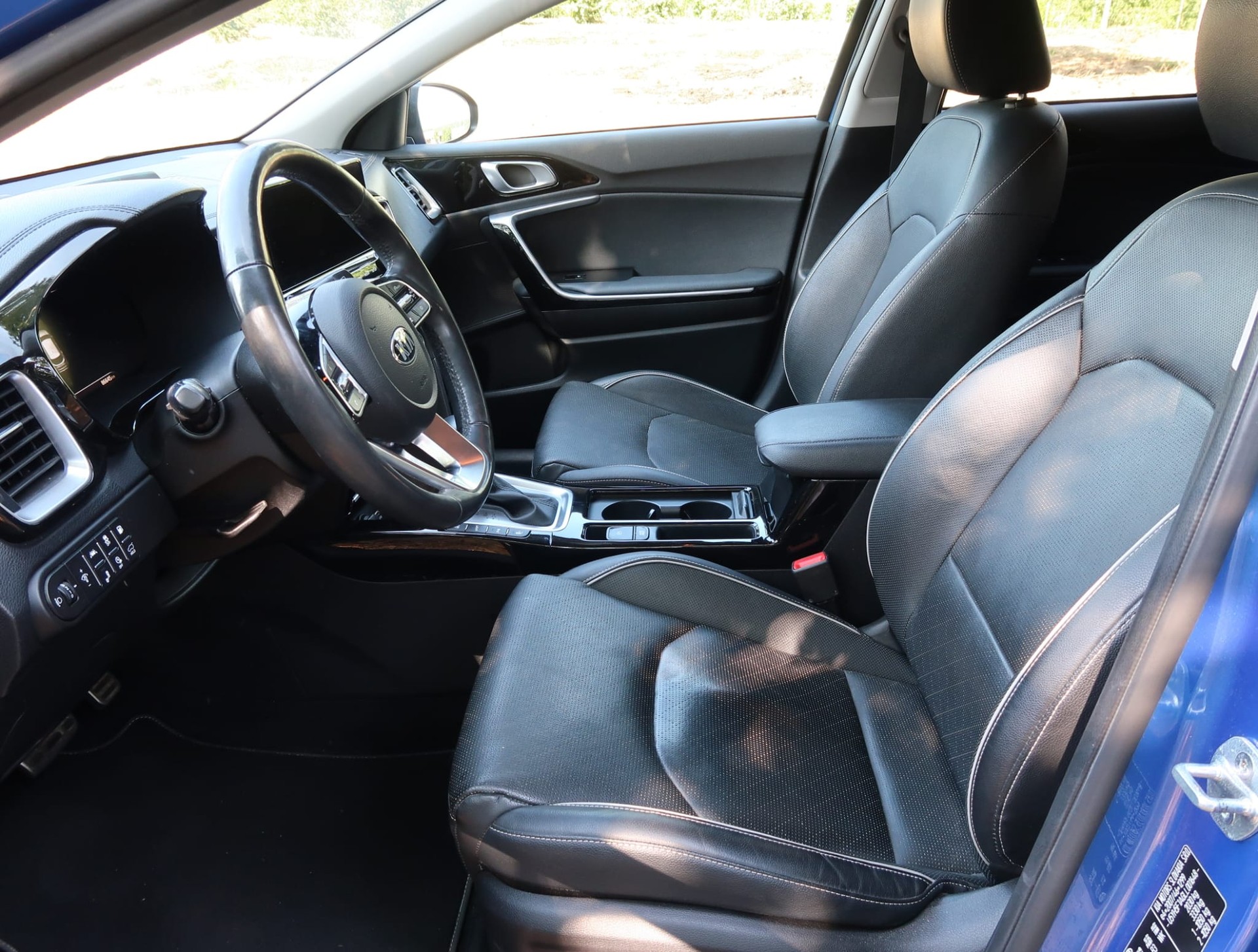 KIA Xceed 1.6 GDi Plug-in Hybrid Style DCT-image-13