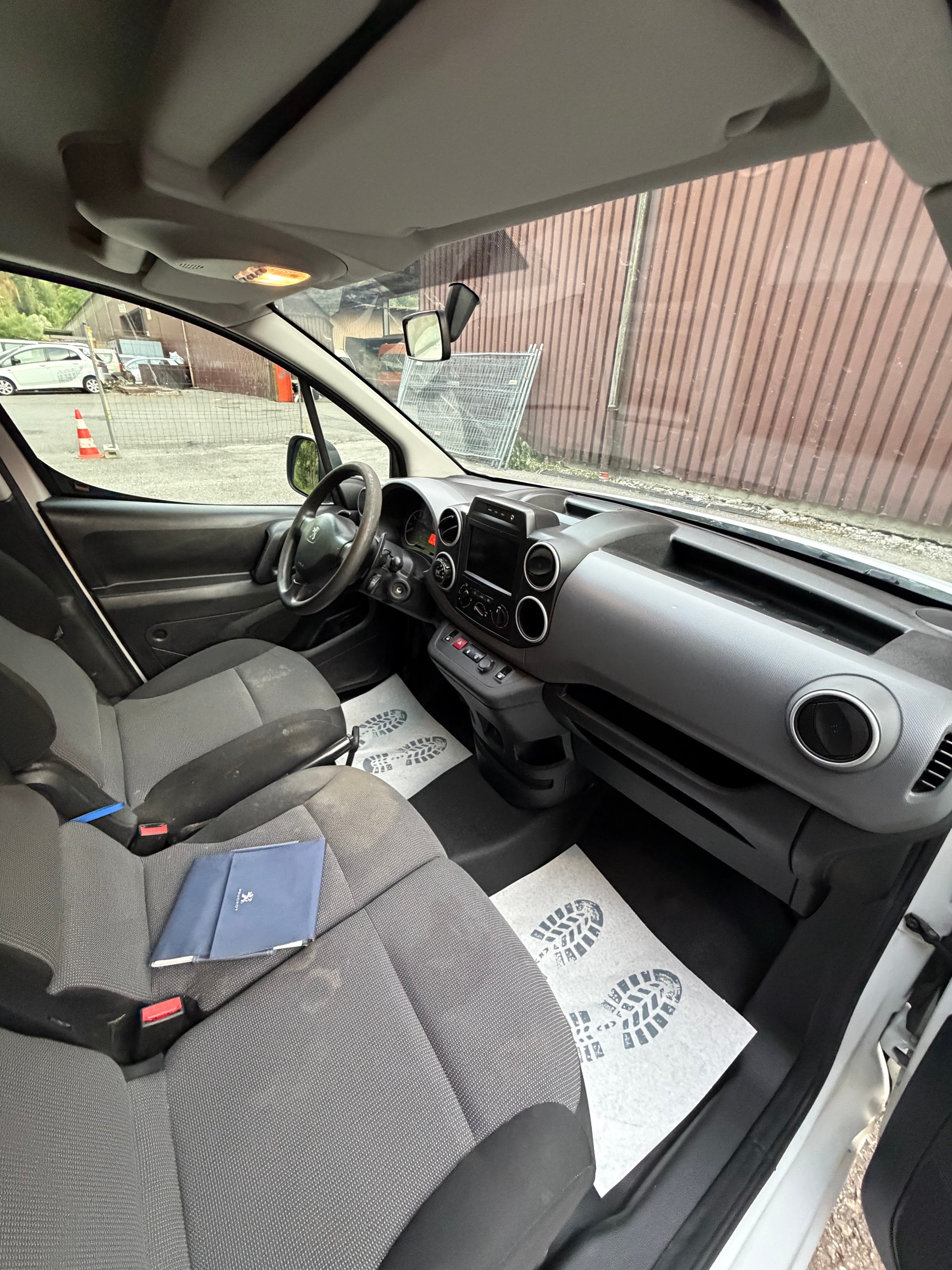 PEUGEOT Partner 1.6 BlueHDI S&S Active ETG6-image-8