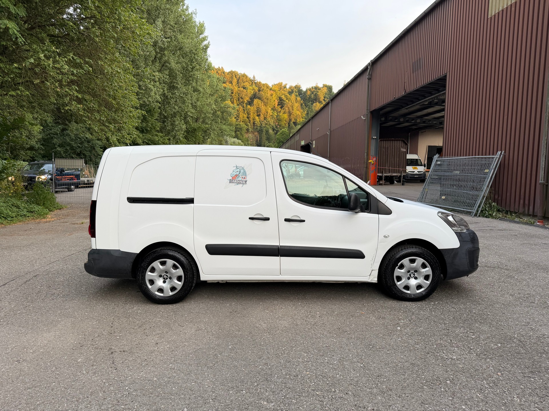 PEUGEOT Partner 1.6 BlueHDI S&S Active ETG6-image-4