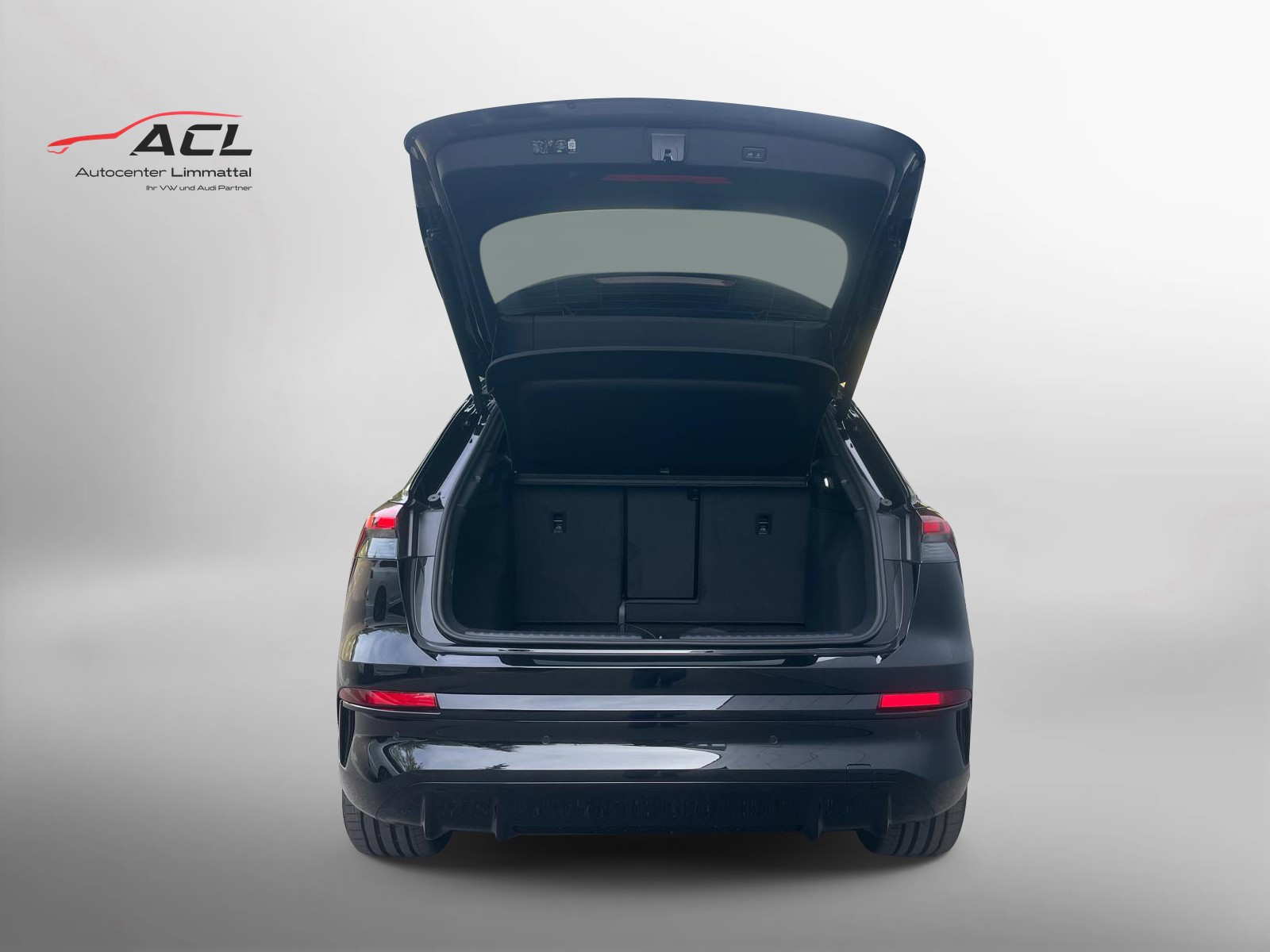 AUDI Q4 e-tron SUV performance-image-10