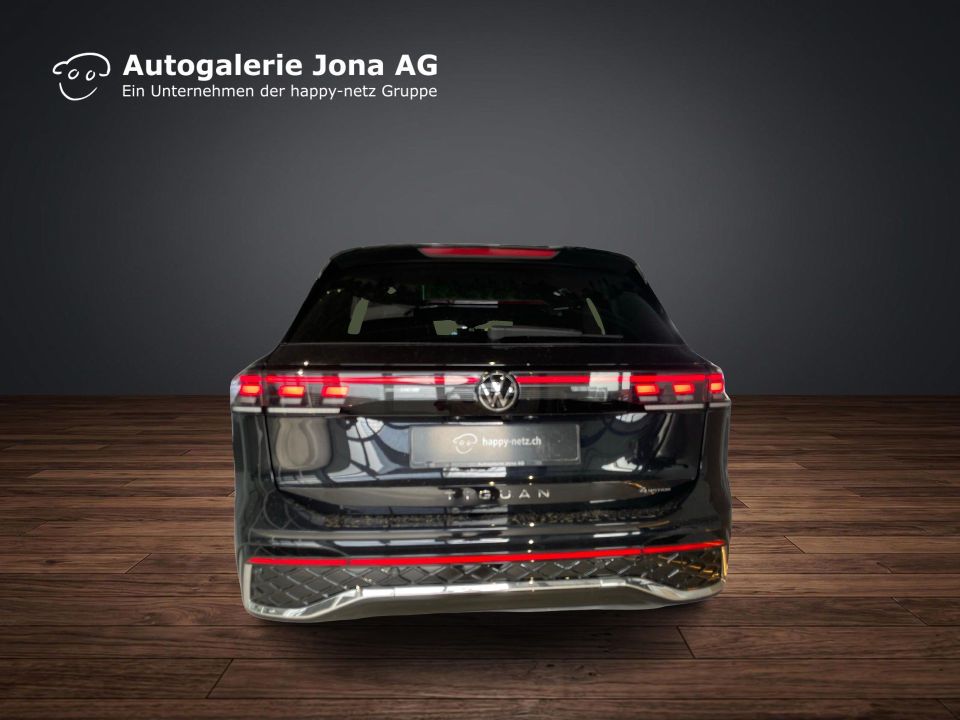 VW Tiguan 2.0 TSI R-Line DSG 4motion-image-3