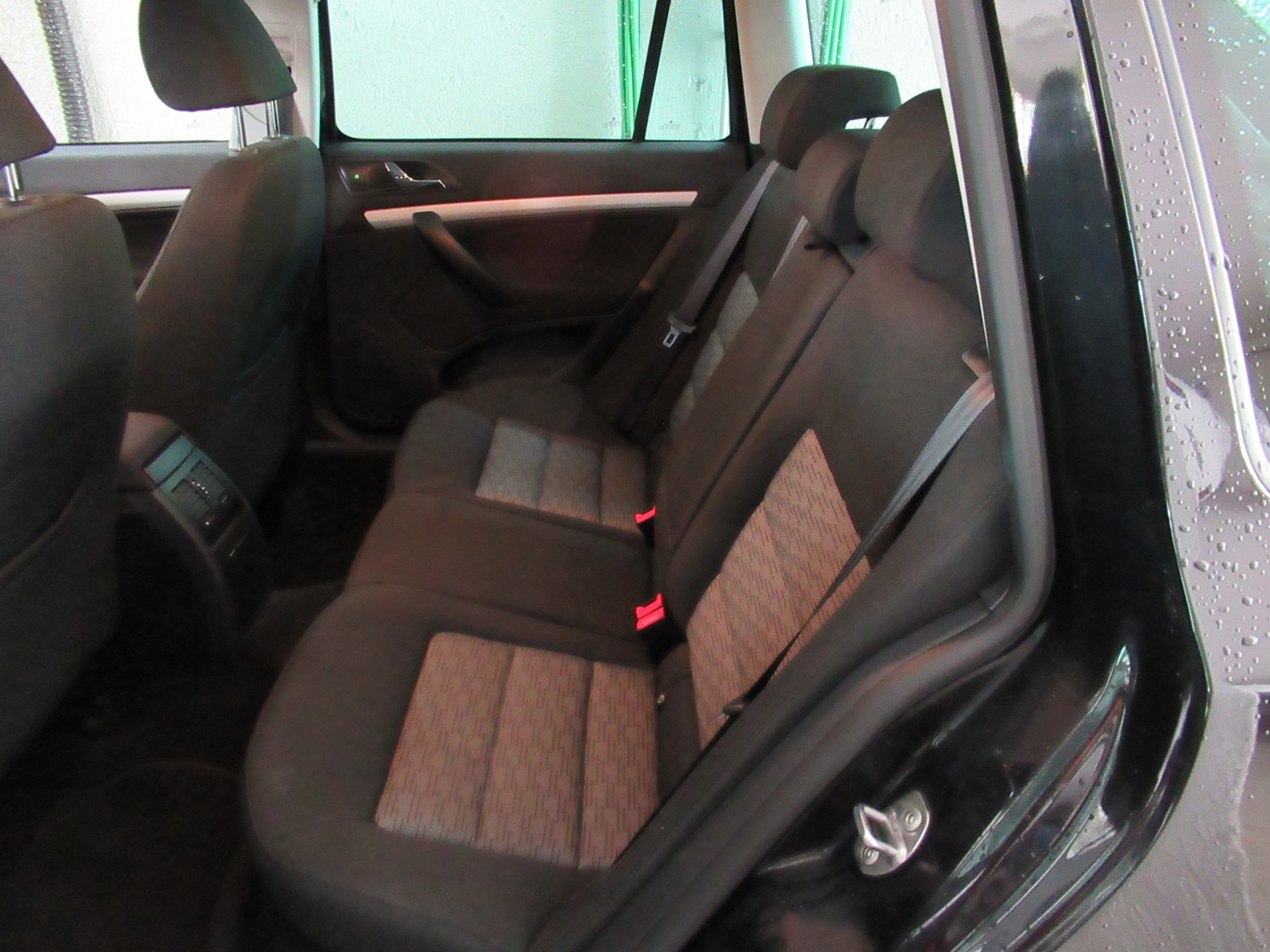 SKODA Octavia Combi 1.8 TSI Swiss Adventure 4x4-image-8