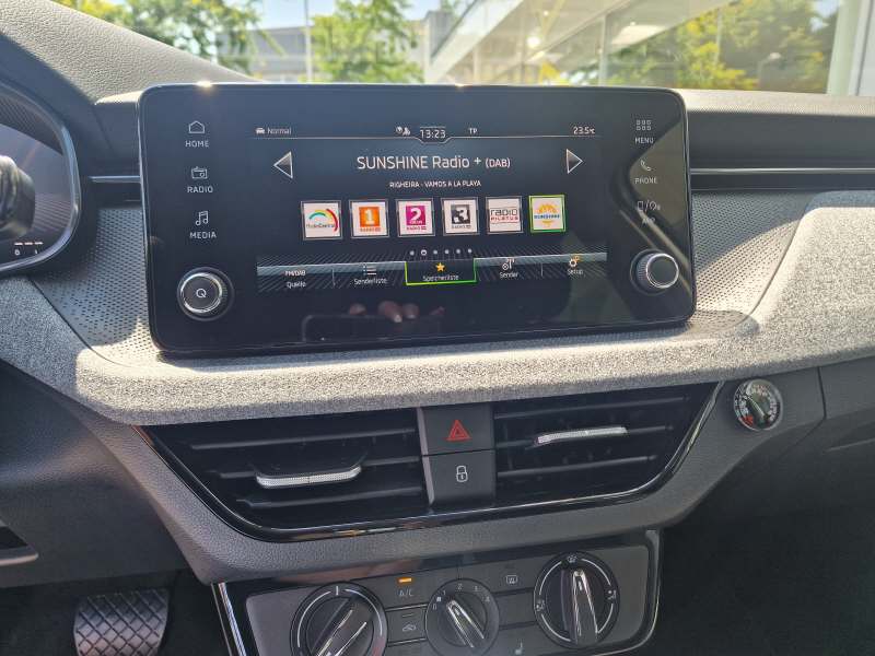 SKODA Kamiq 1.0 TSI Selection DSG-image-8