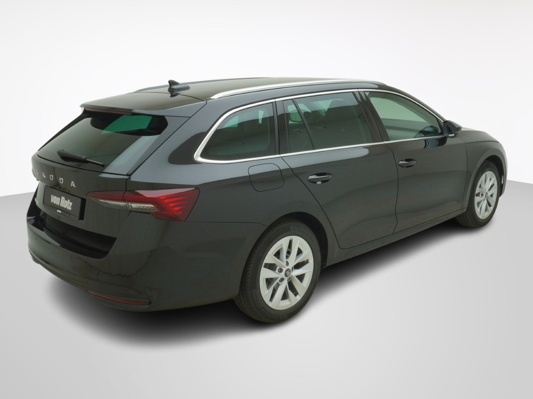 SKODA Octavia 2.0 TSI Selection-Loft 4x4 DSG-image-4