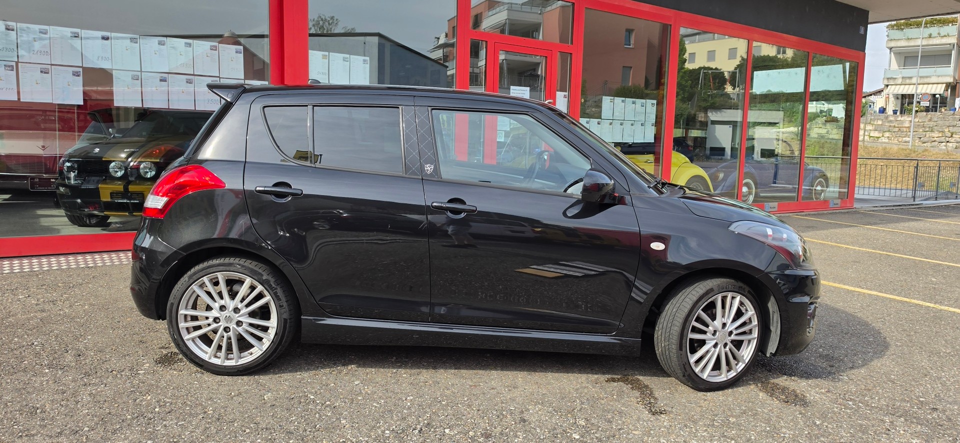 SUZUKI Swift 1.6i 16V Sport Sergio Cellano Top-image-1