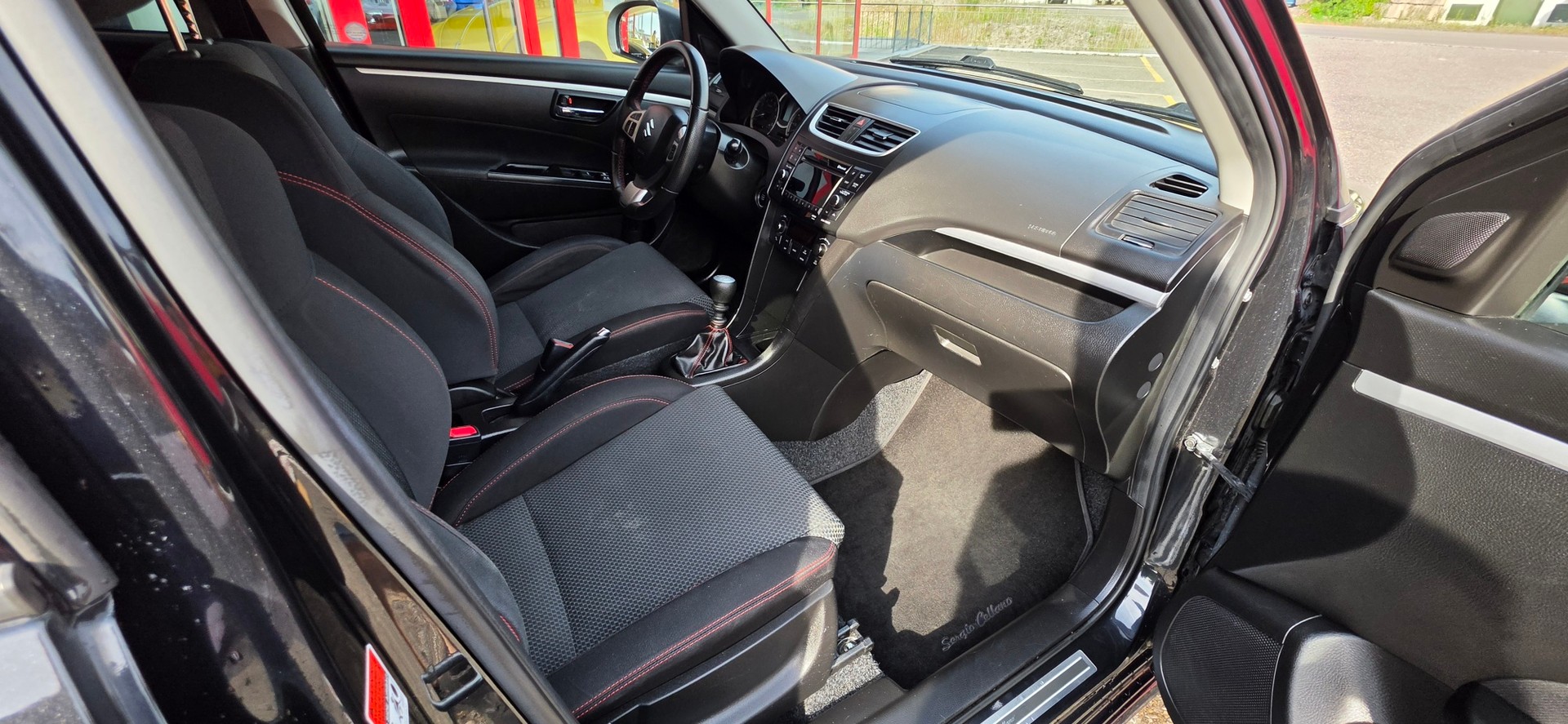 SUZUKI Swift 1.6i 16V Sport Sergio Cellano Top-image-12