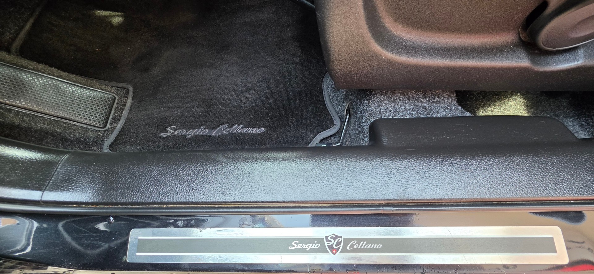 SUZUKI Swift 1.6i 16V Sport Sergio Cellano Top-image-15