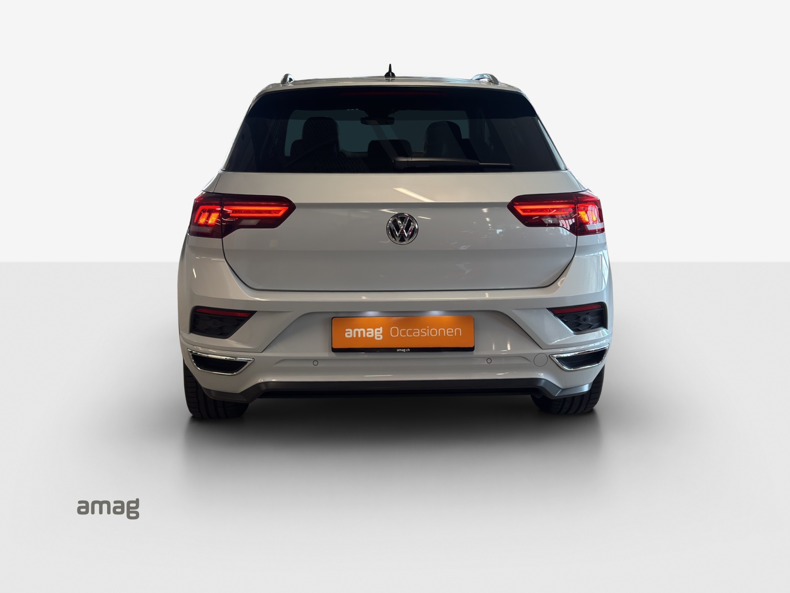 VW T-Roc 2.0 TSI Sport DSG 4Motion-image-3