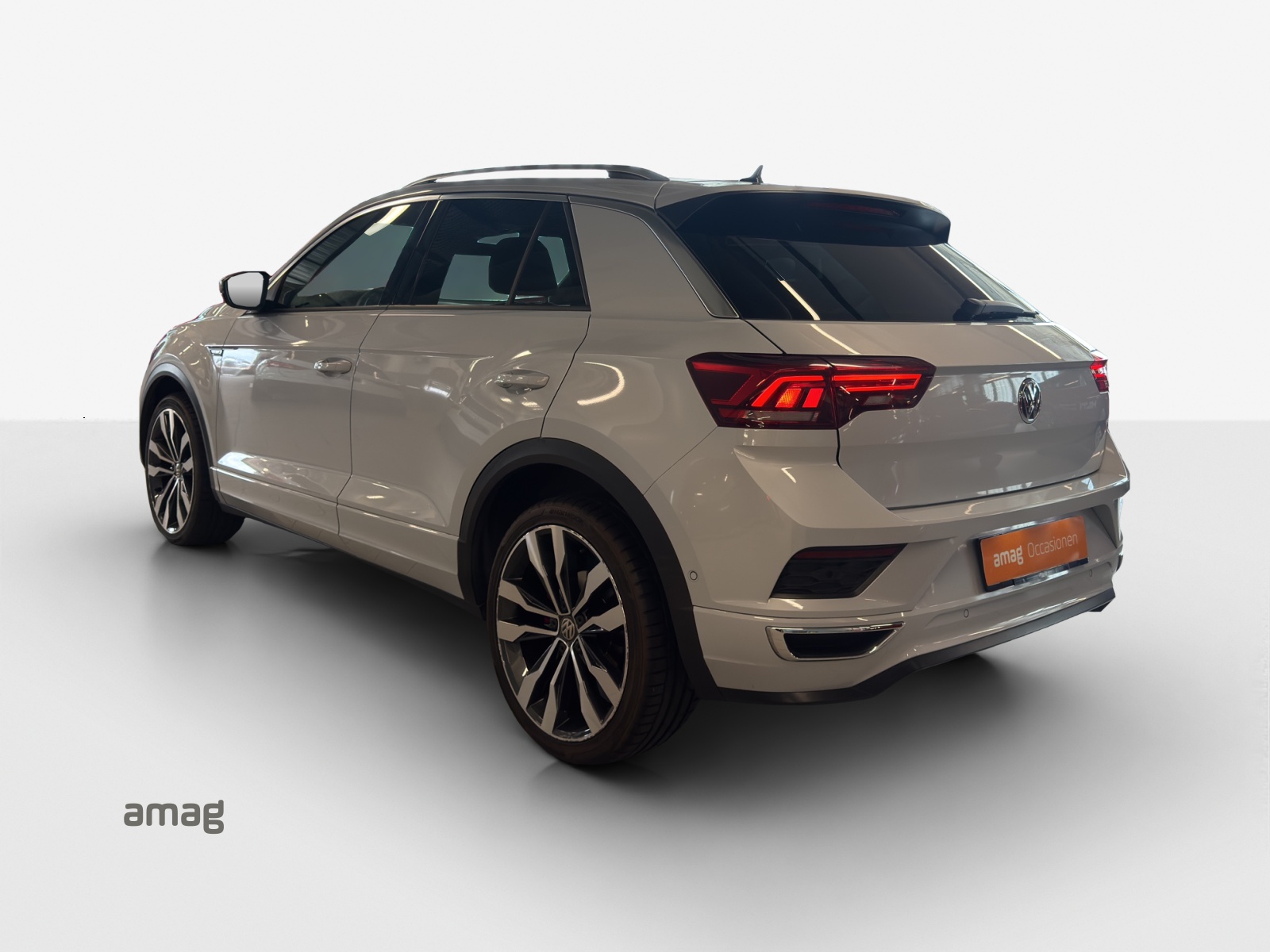 VW T-Roc 2.0 TSI Sport DSG 4Motion-image-2