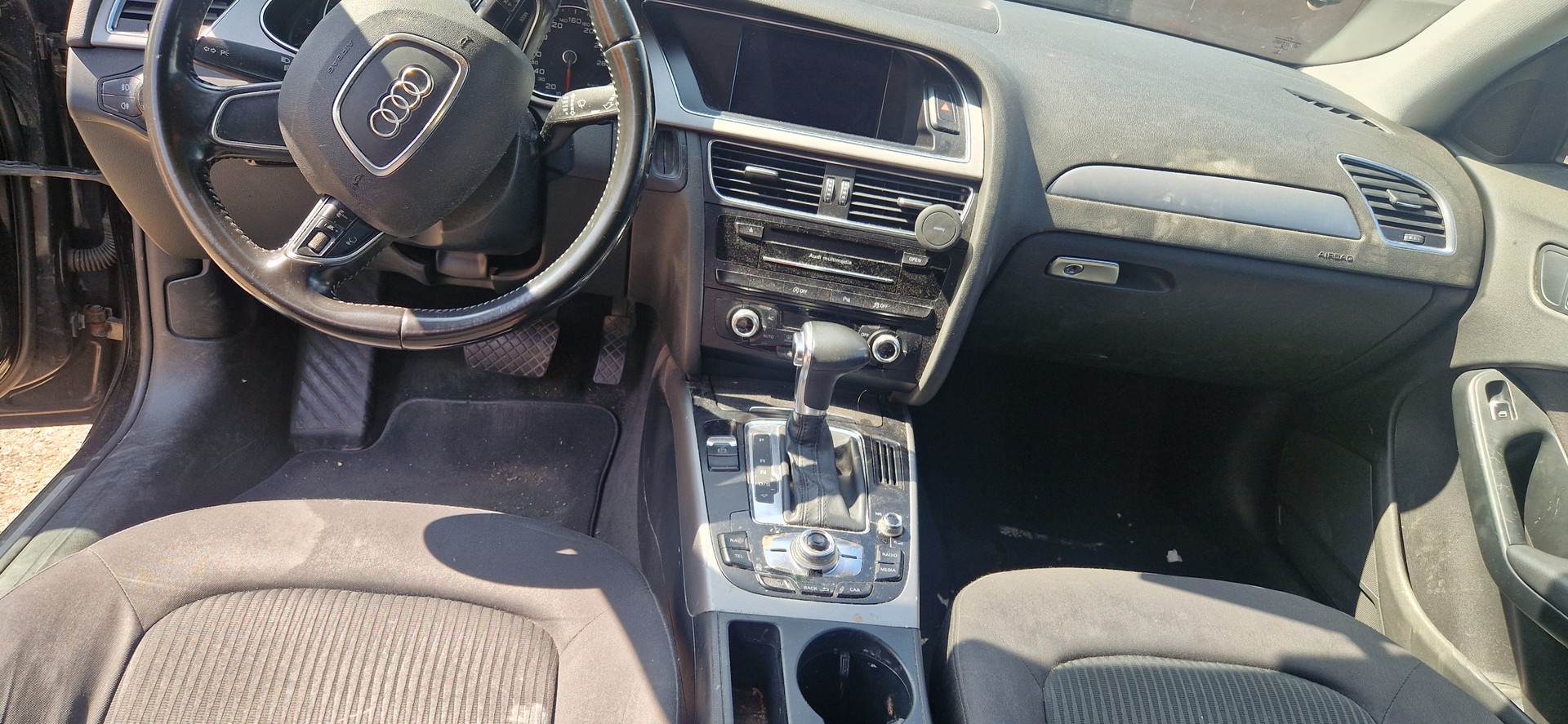 AUDI A4 Avant 2.0 TDI multitronic-image-5