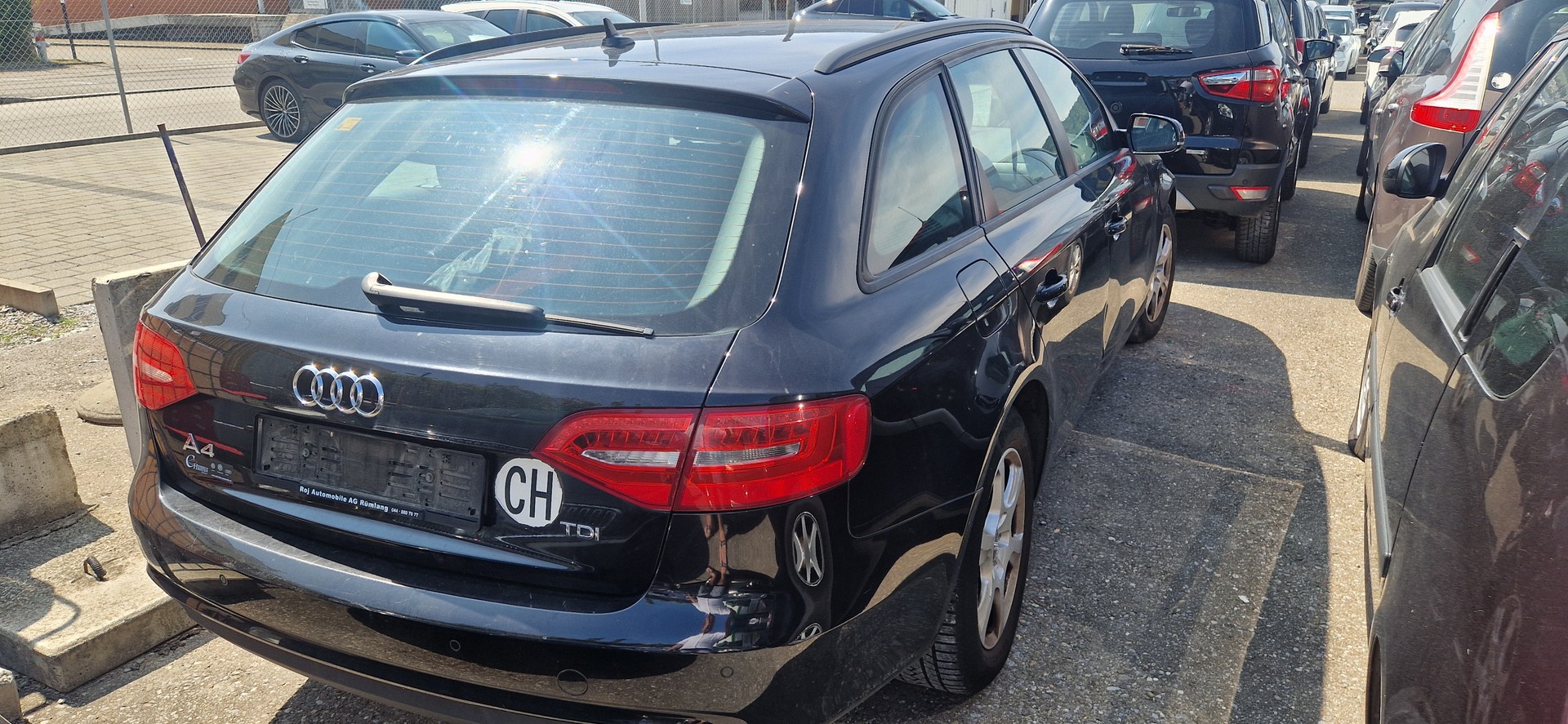 AUDI A4 Avant 2.0 TDI multitronic-image-2
