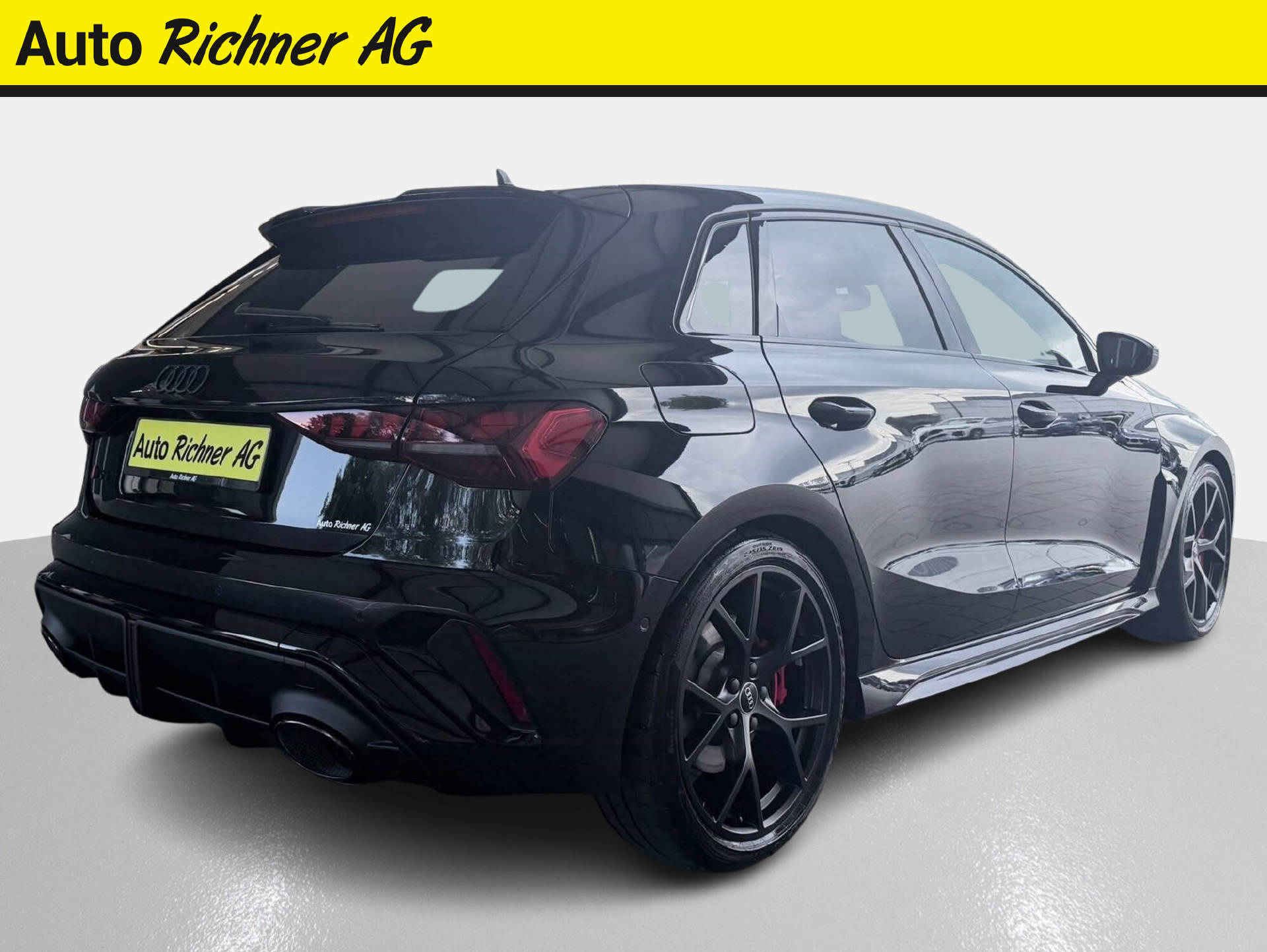 AUDI RS3 Sportback 2.5 TFSI quattro S-Tronic-showroom-element-3