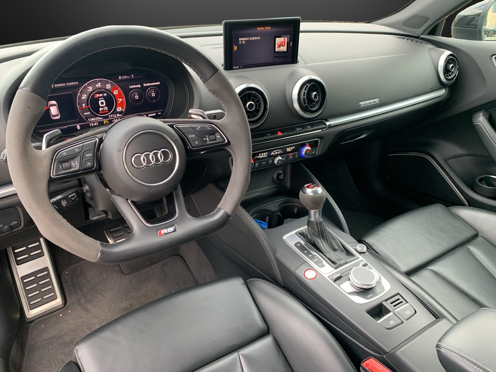 AUDI RS3 Sportback 2.5 TSI quattro S-tronic-image-9