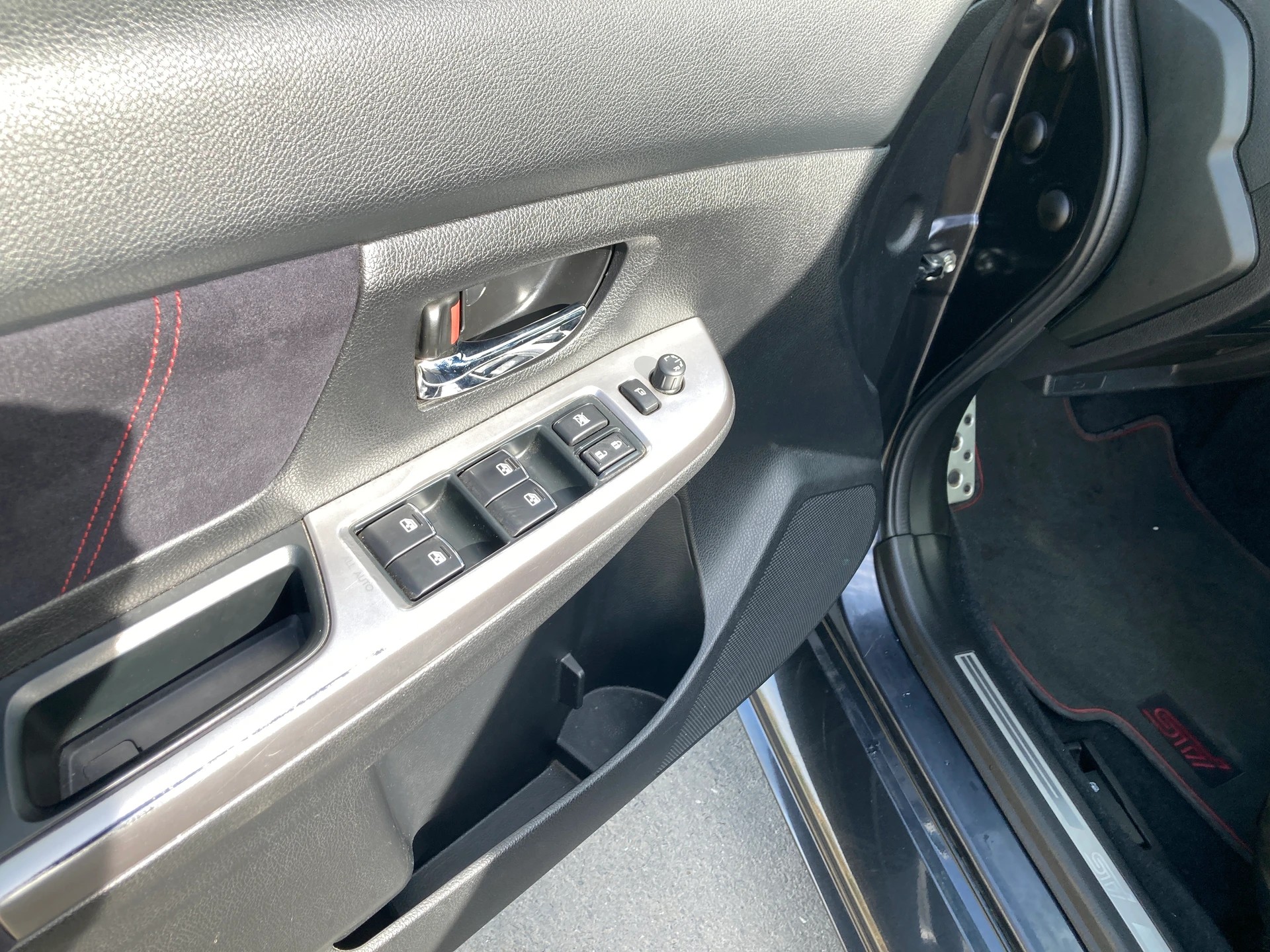 SUBARU WRX 2.5 Turbo 4WD STI Sport S-image-9