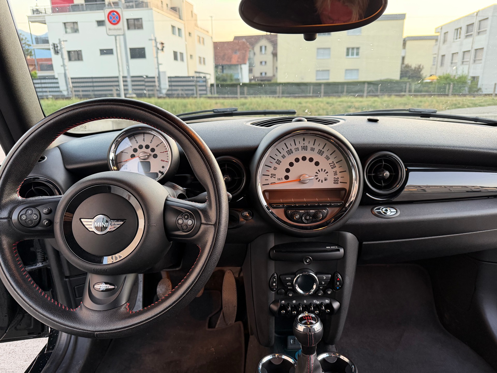 MINI Cooper Cabriolet Works Paket-image-10