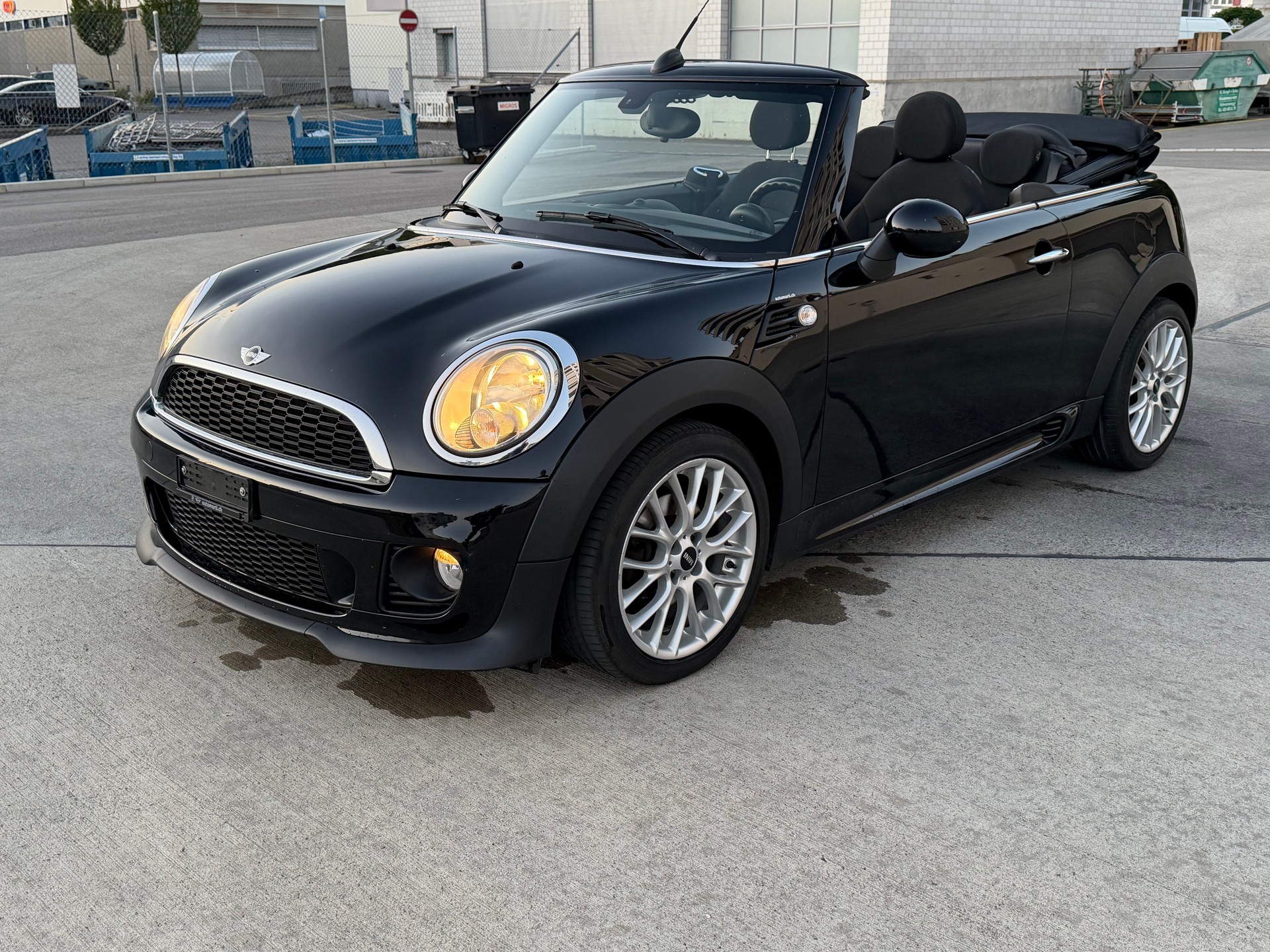 MINI Cooper Cabriolet Works Paket-image-14