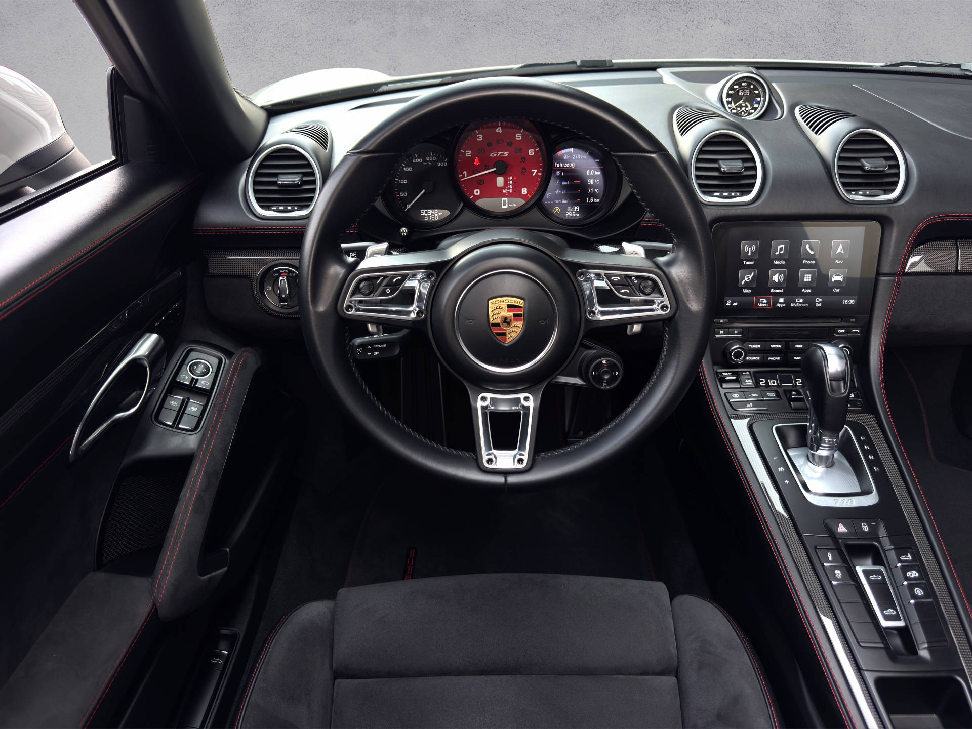 PORSCHE Boxster 718 GTS-image-5