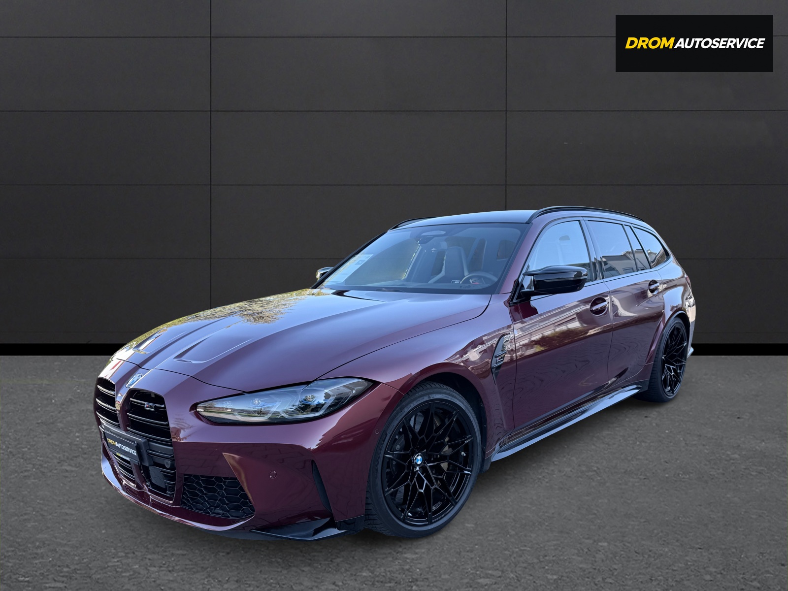 BMW M3 Touring xDrive Competition M-image-3