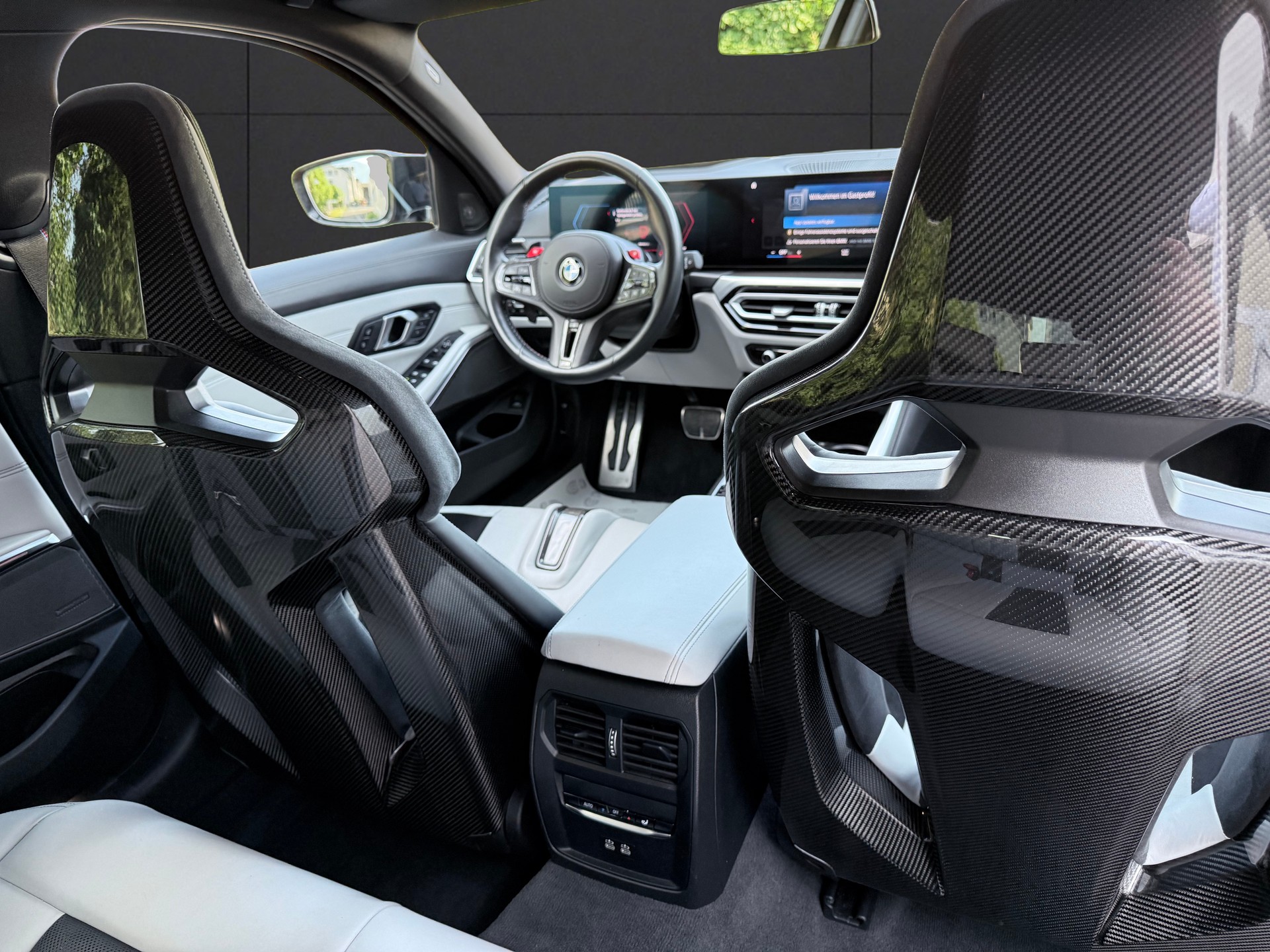 BMW M3 Touring xDrive Competition M-image-16