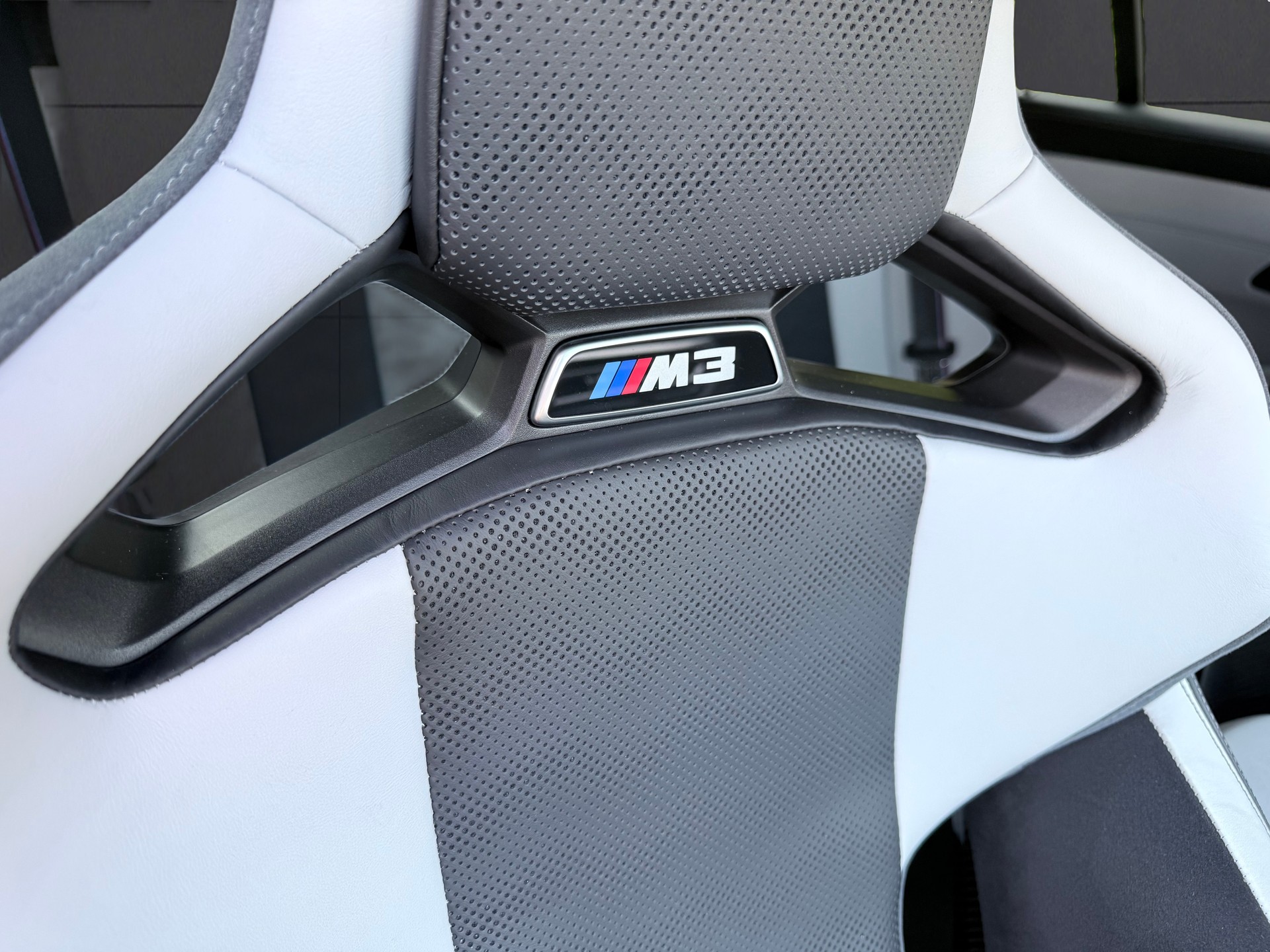 BMW M3 Touring xDrive Competition M-image-15
