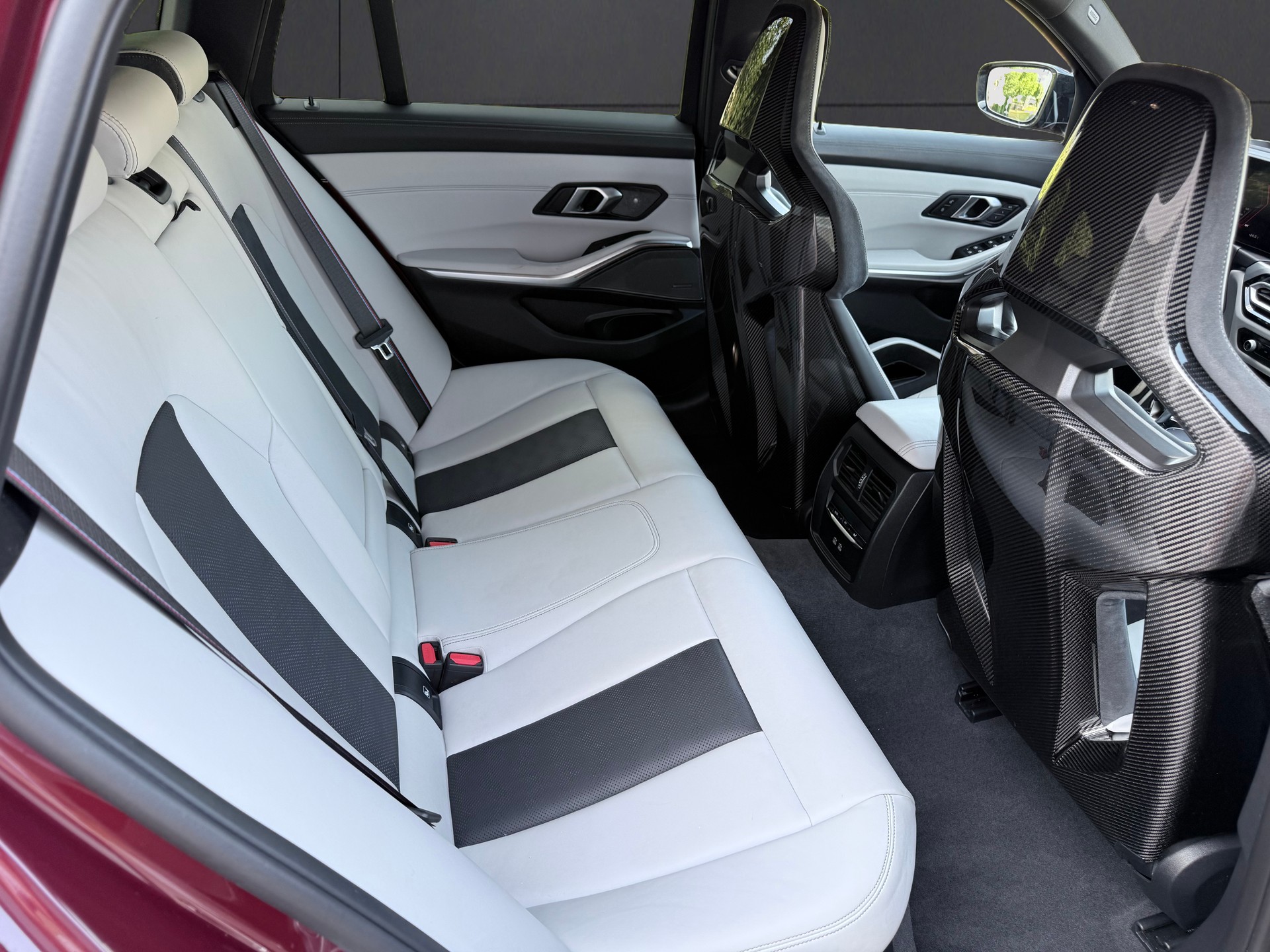 BMW M3 Touring xDrive Competition M-image-18