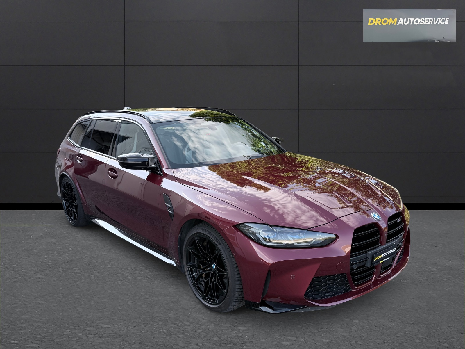 BMW M3 Touring xDrive Competition M-image-0