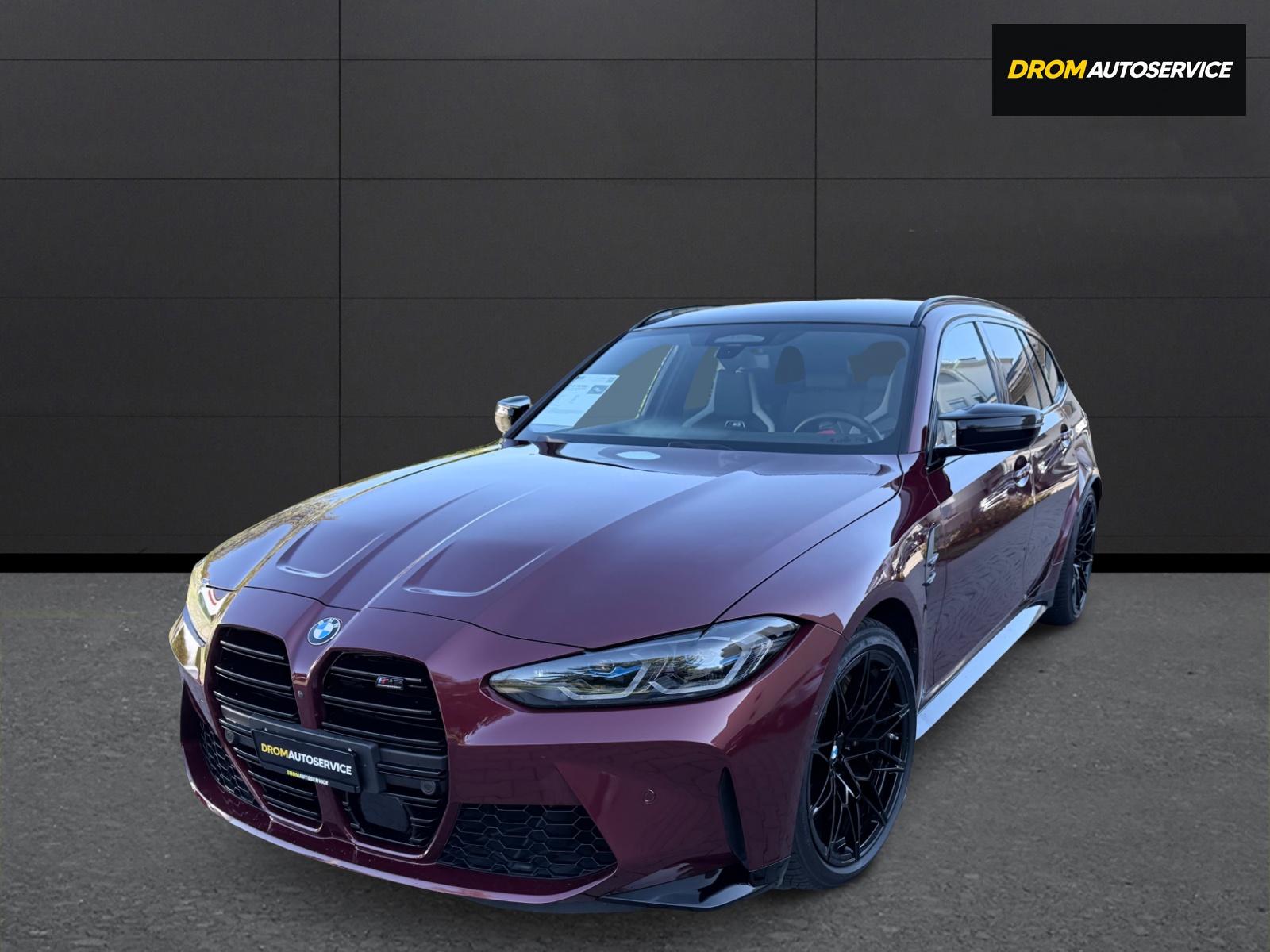 BMW M3 Touring xDrive Competition M-image-2