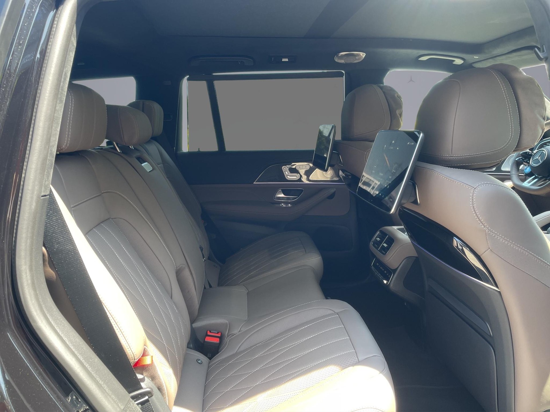 MERCEDES-BENZ GLS 63 AMG 4matic+-image-16