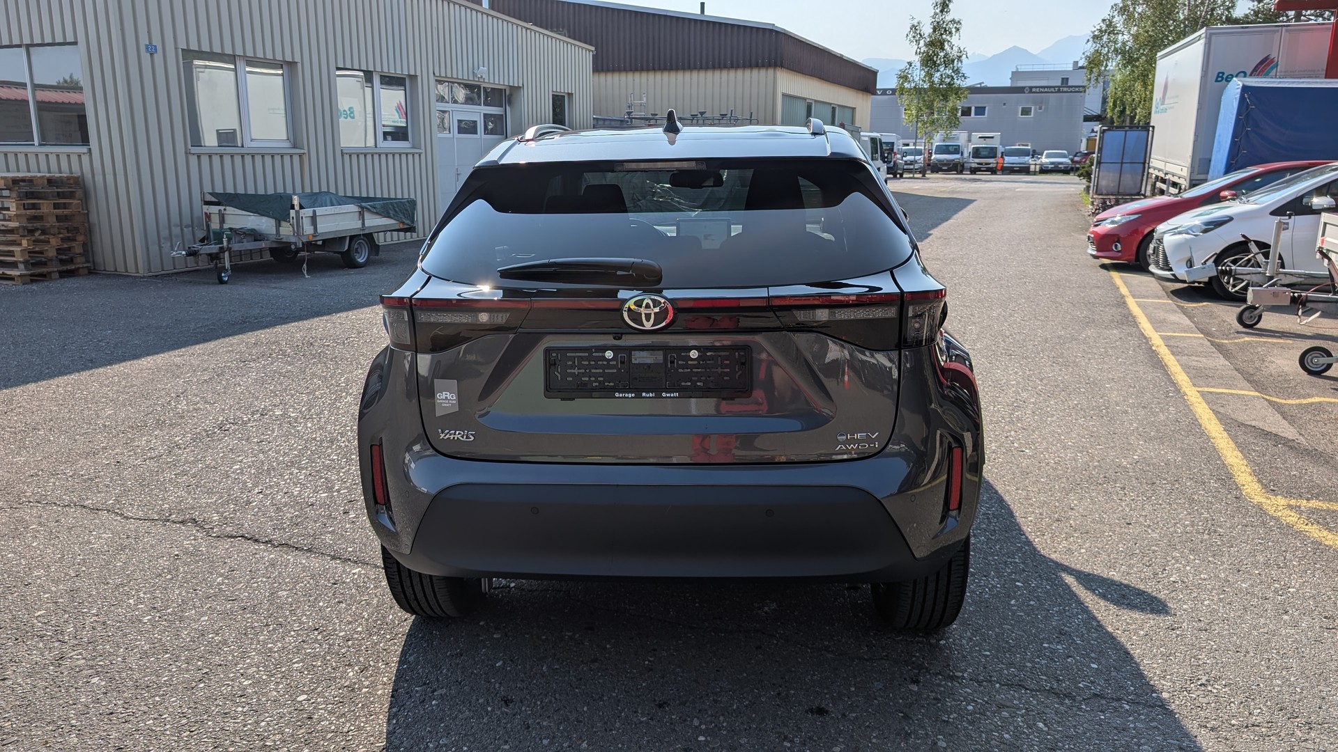 TOYOTA Yaris Cross 1.5 Trend AWDi e-CVT 130 PS-image-5