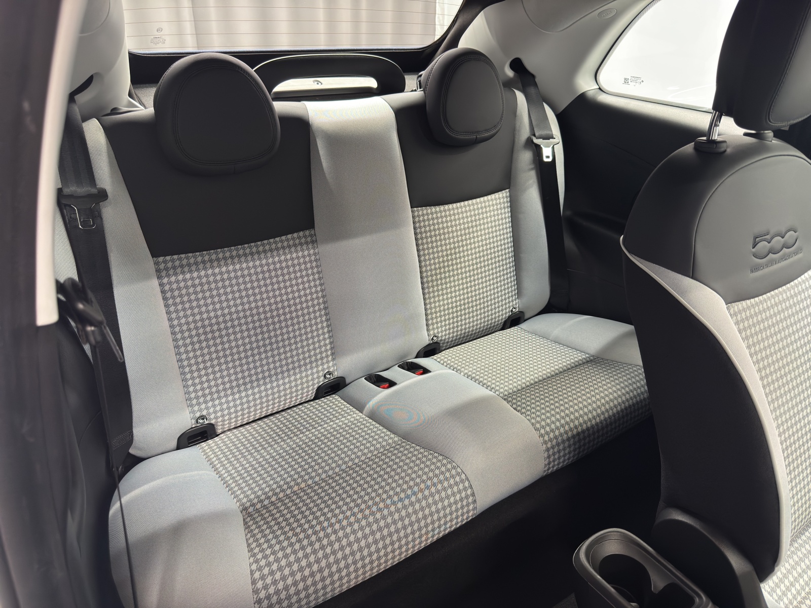 FIAT 500 Cabrio 1.0 Hybrid Dolcevita-image-9