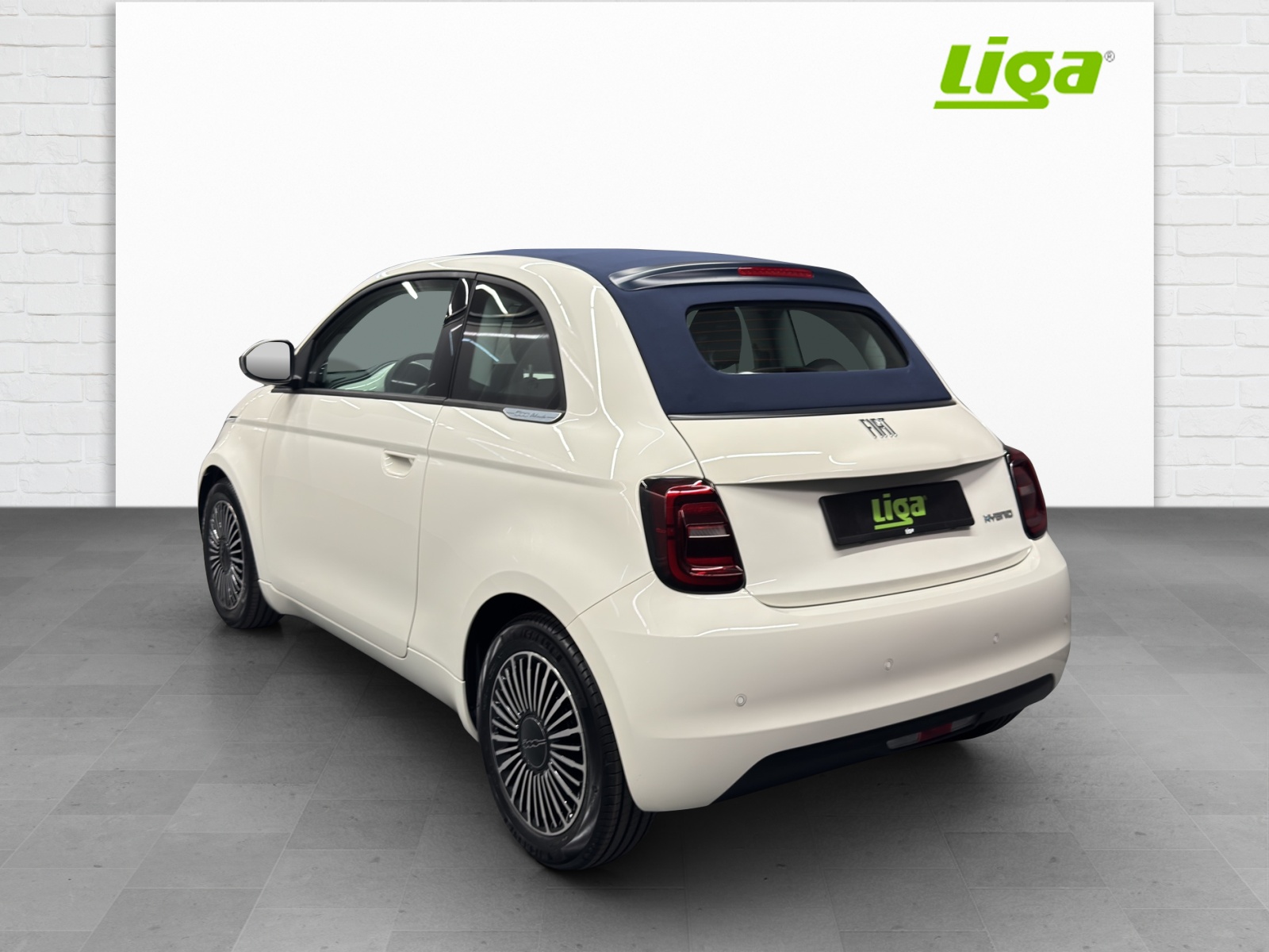 FIAT 500 Cabrio 1.0 Hybrid Dolcevita-image-3