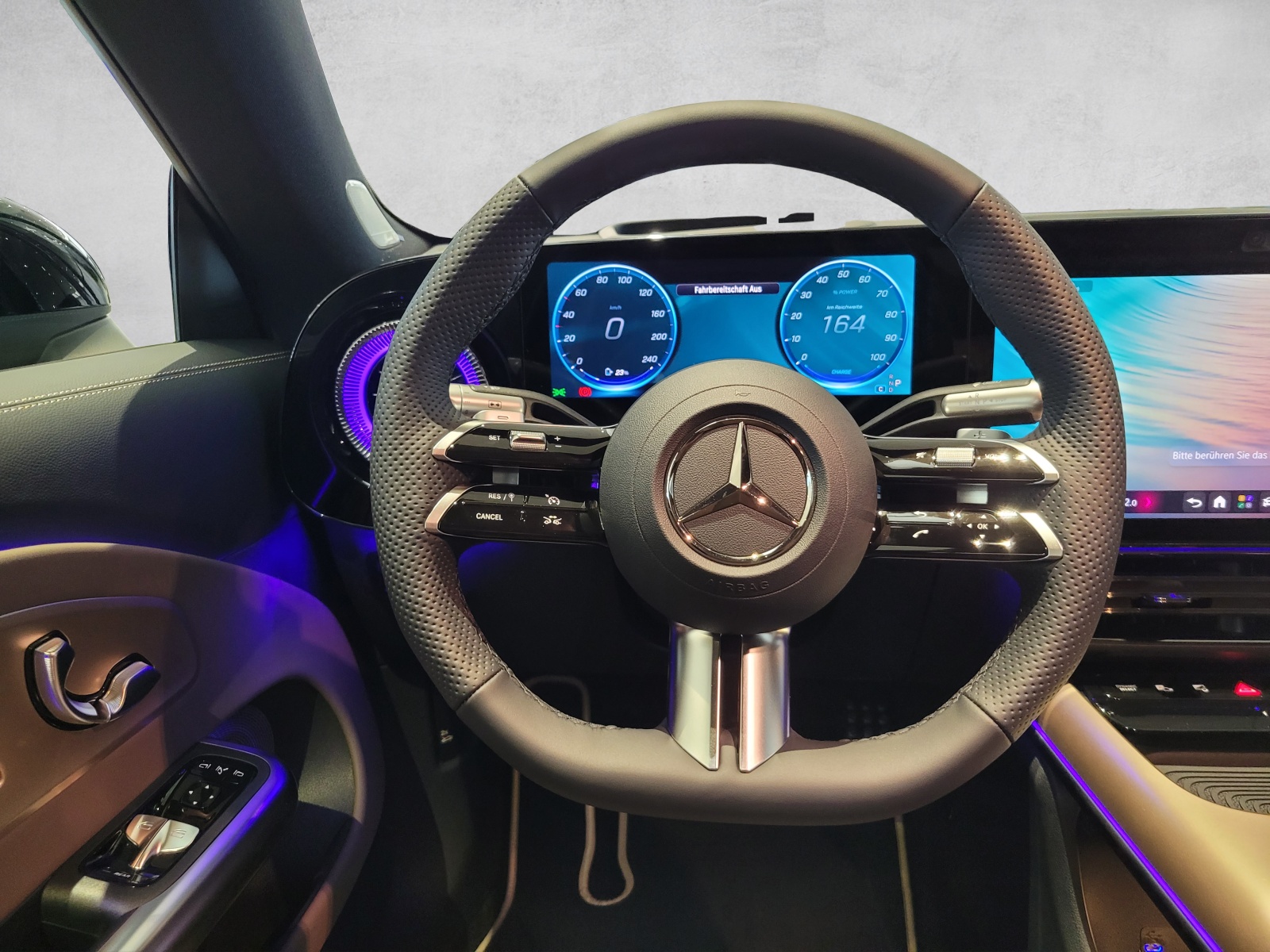 MERCEDES-BENZ CLA 350 4 Matic 85 kWh EQ-image-12