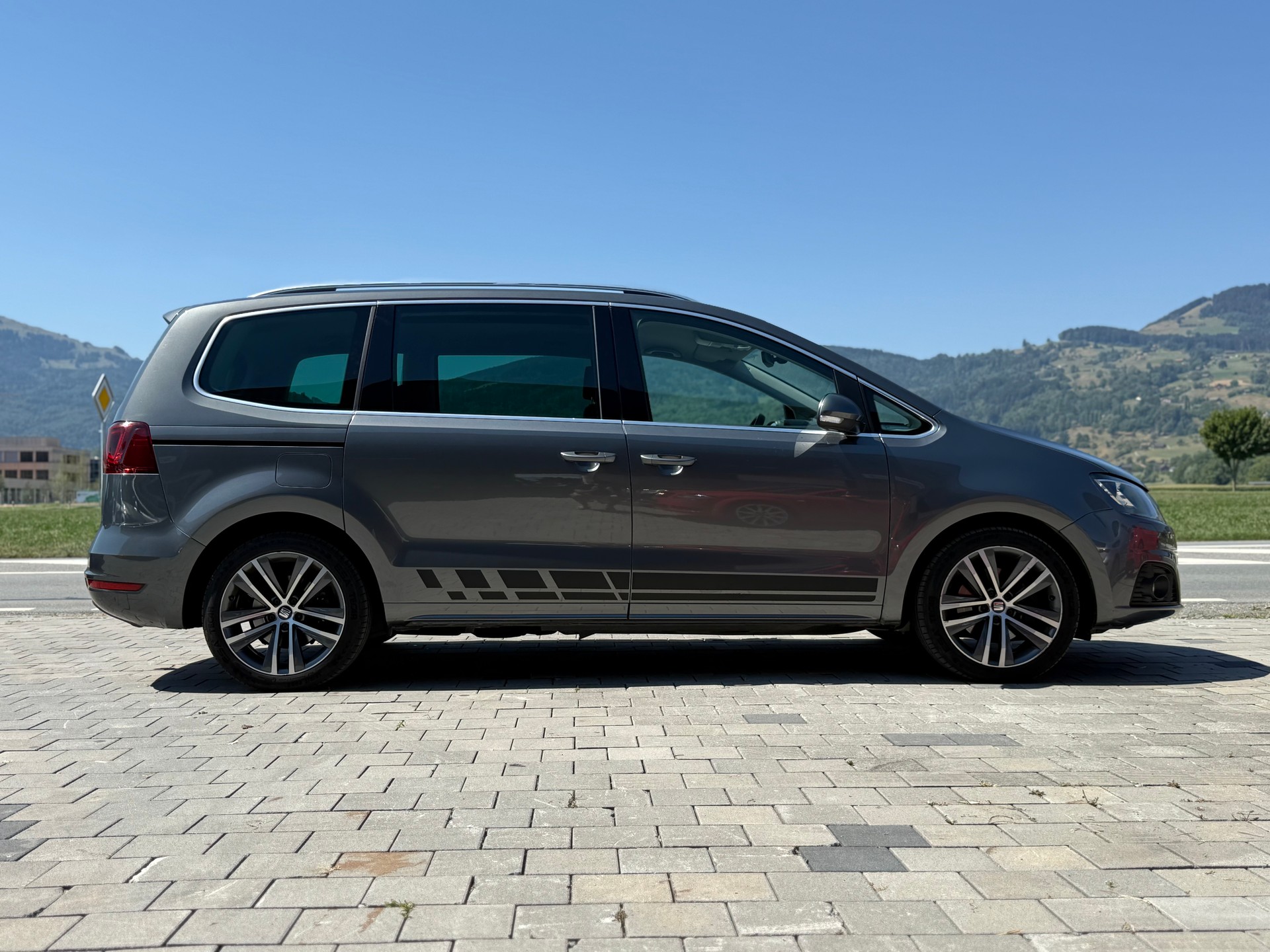 SEAT Alhambra 2.0 TDI FR Line 4Drive-image-4